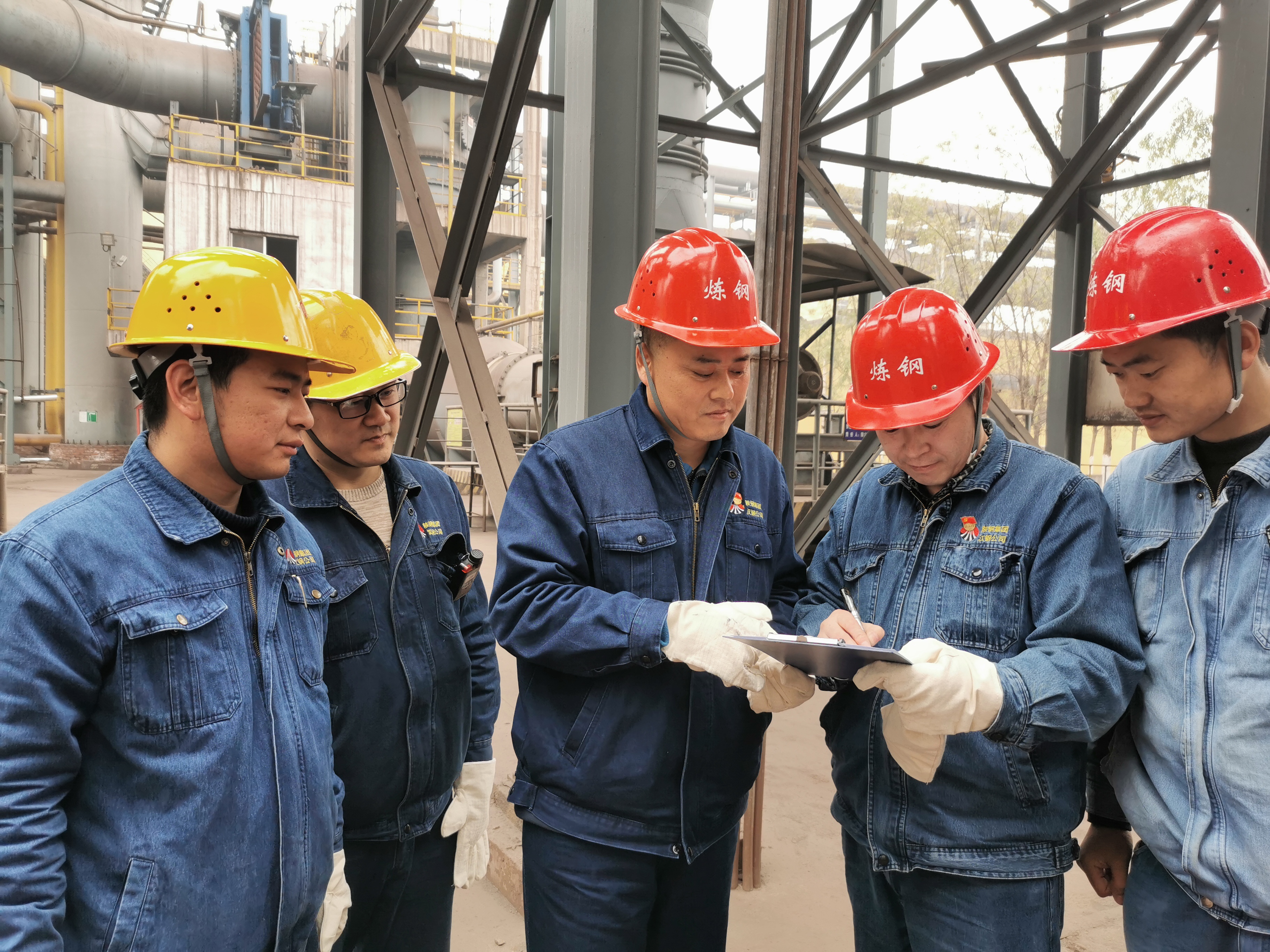 ��һ�����ġ�����ȫ�����R����