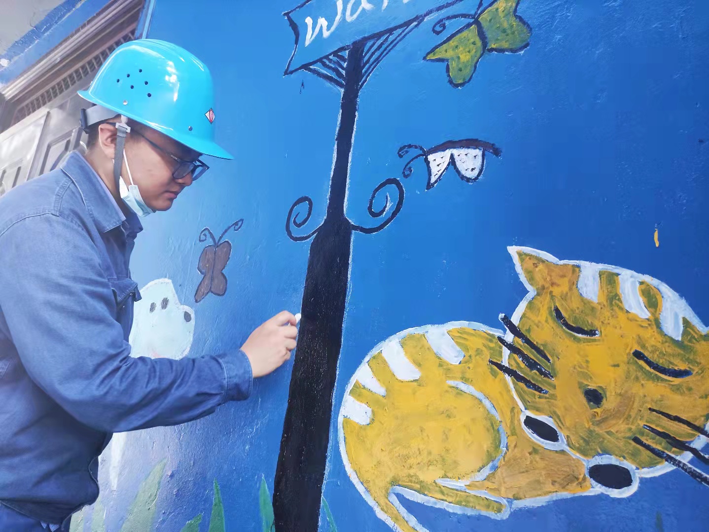 用實(shí)干精神“擦亮”前行之路