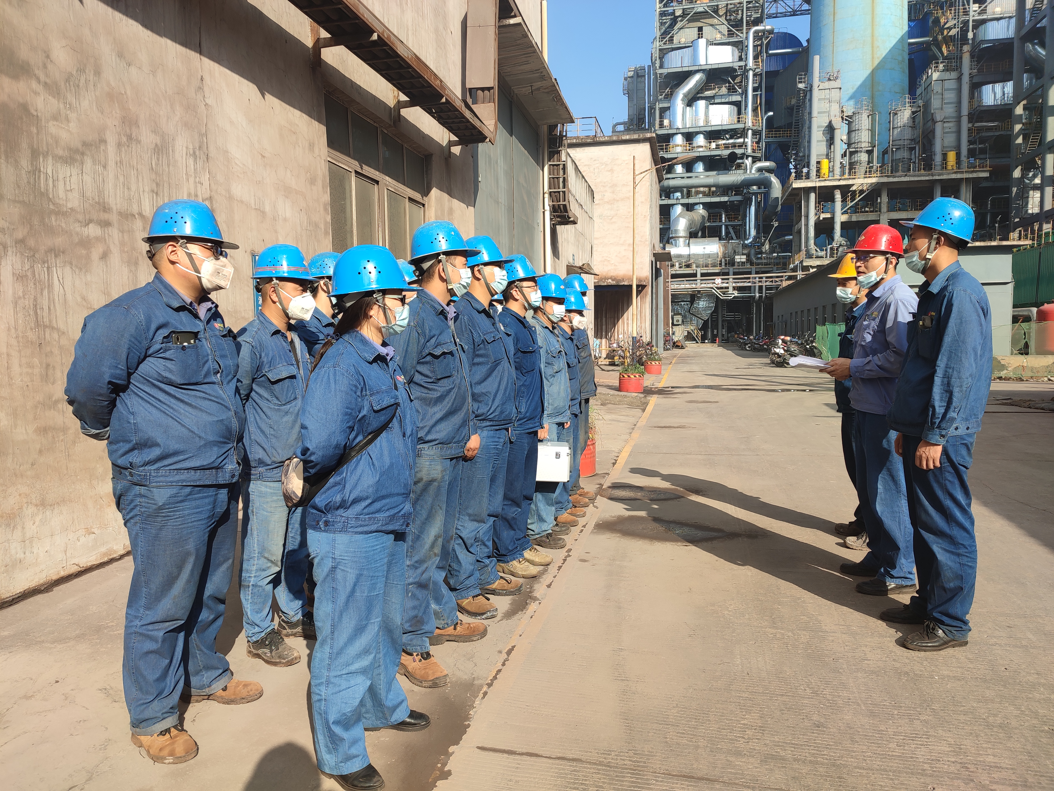 燒結(jié)廠多管齊下,吹奏安全發(fā)展鏗鏘韻律 燒結(jié)廠多管齊下,吹奏安全發(fā)展鏗鏘韻律