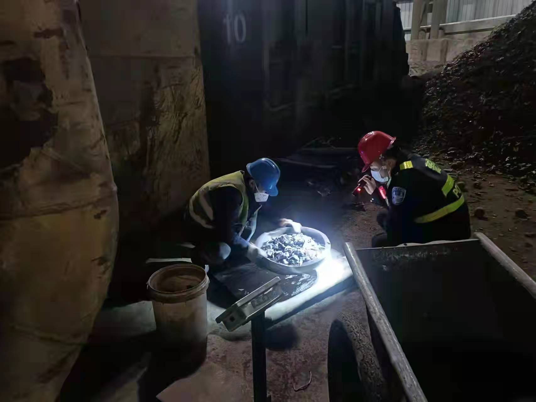 ��z�R�E������ �ȱ��O������