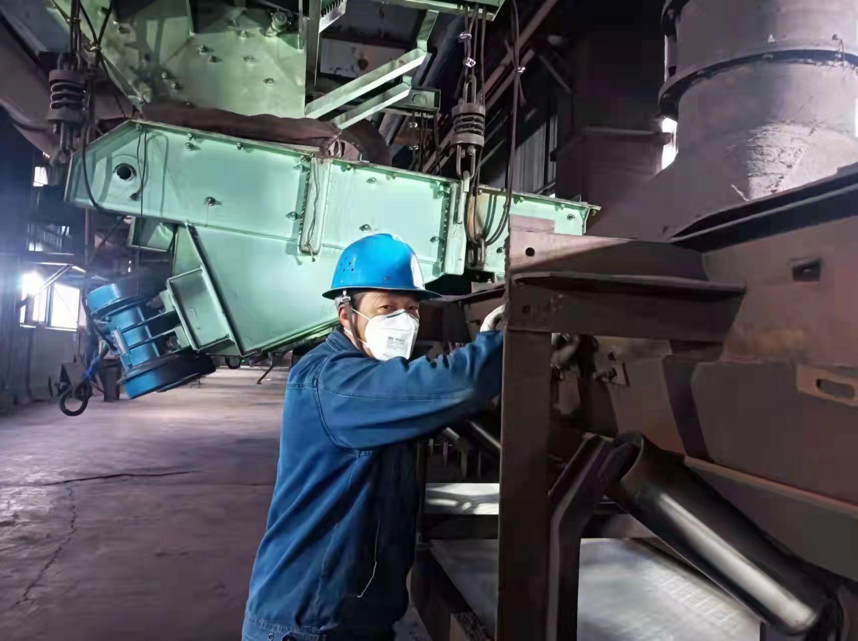 元旦我在崗 堅守不打烊 元旦我在崗 堅守不打烊