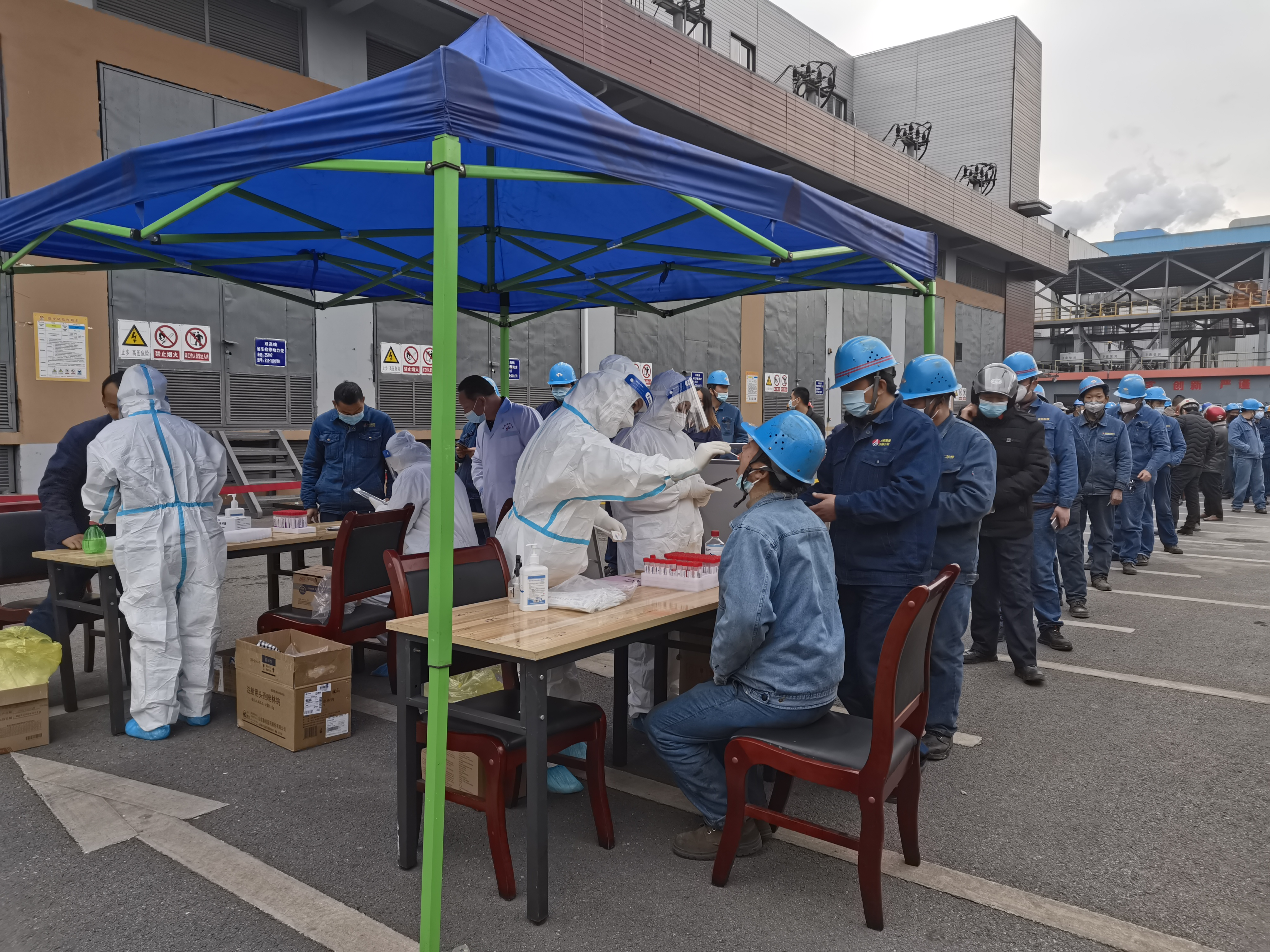 黨建領航,共同戰“疫”、攜手通“關” 黨建領航,共同戰“疫”、攜手通“關”