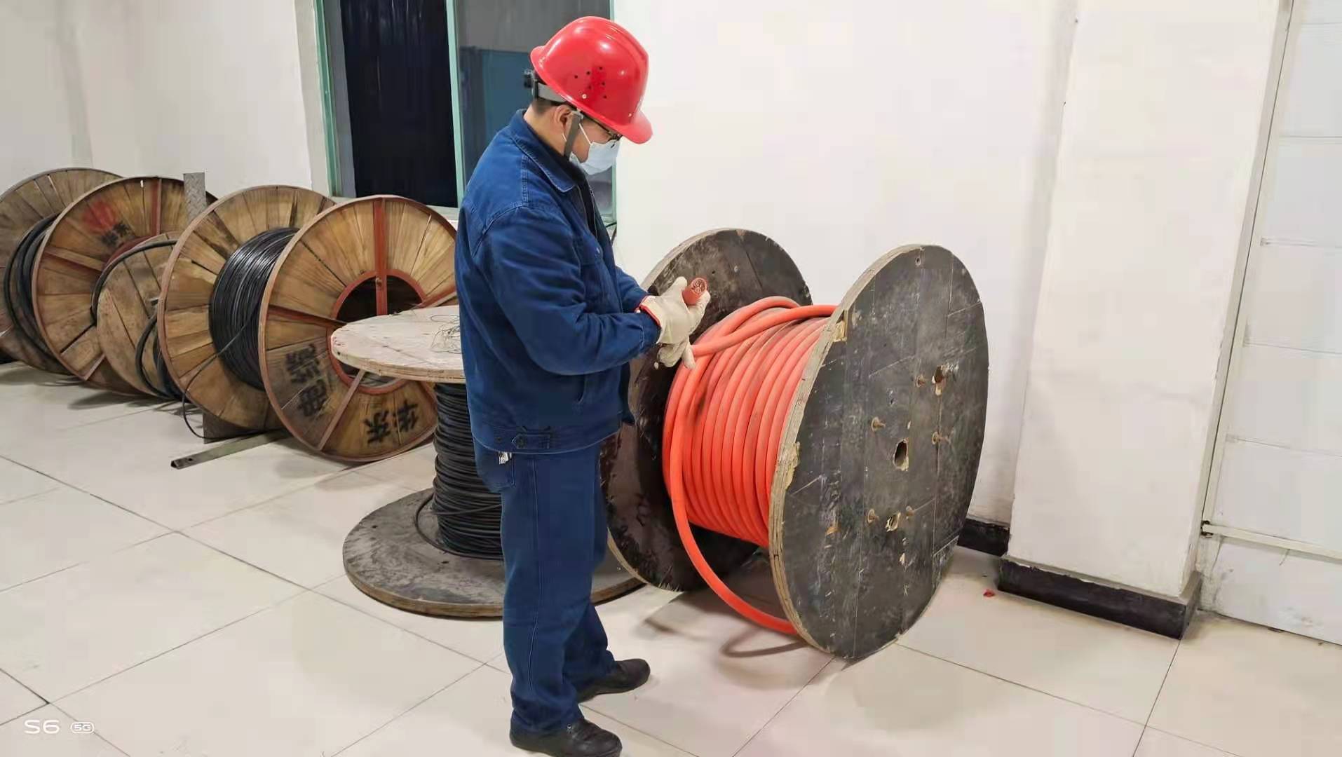 ƽ������������΢��ɾ�