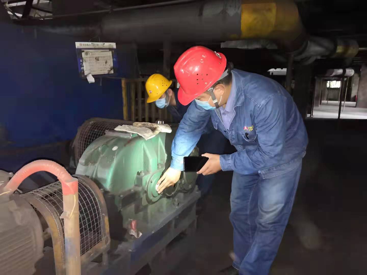 “火眼金睛”的小王師傅 “火眼金睛”的小王師傅