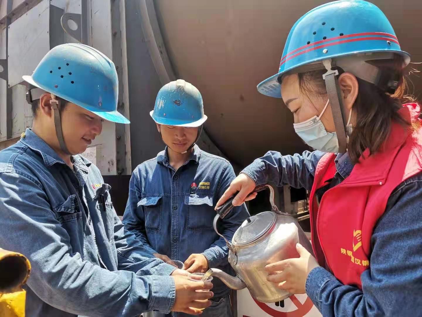 ��ϵ���k���� ���ľ������ȡ��lչ