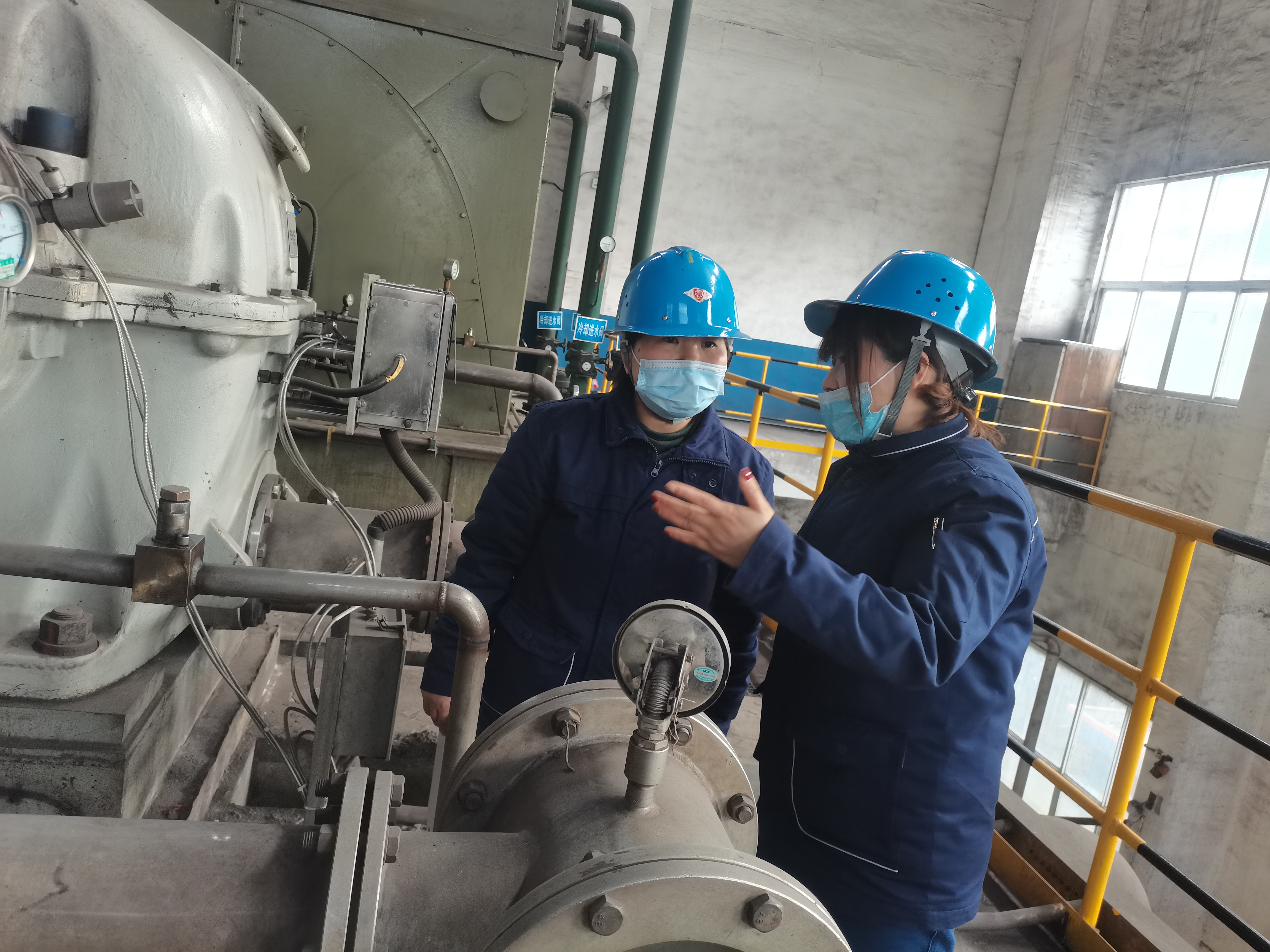 “吹拉彈唱”激活班組建設“一池春水” “吹拉彈唱”激活班組建設“一池春水”