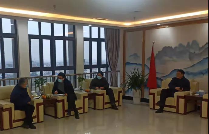 ��h���Q�־��L�΄�һ�е���˾�����{��