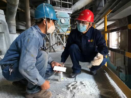 強(qiáng)化紅線意識 落實(shí)安全生產(chǎn) 強(qiáng)化紅線意識 落實(shí)安全生產(chǎn)