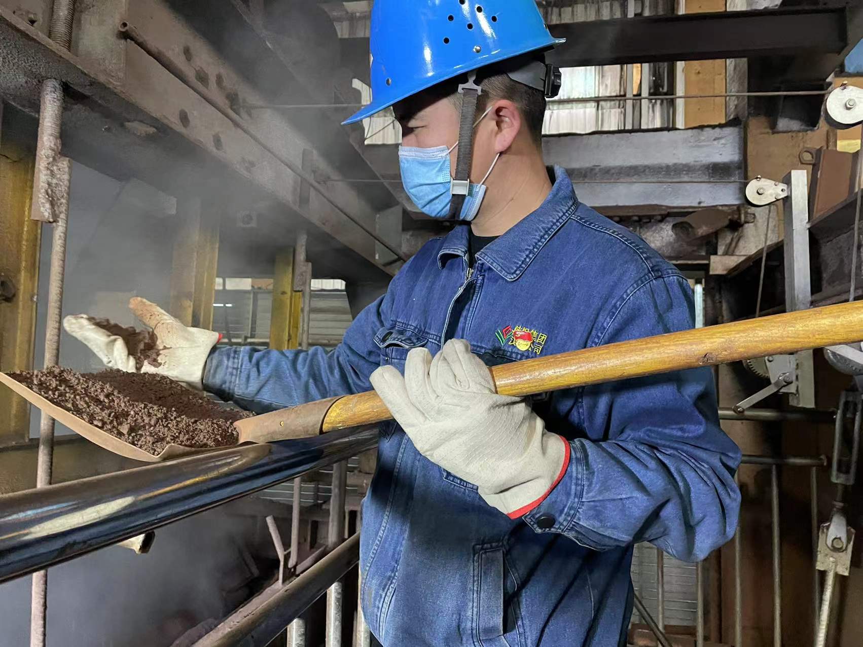 系統發力 當好高爐“營養師” 系統發力 當好高爐“營養師”