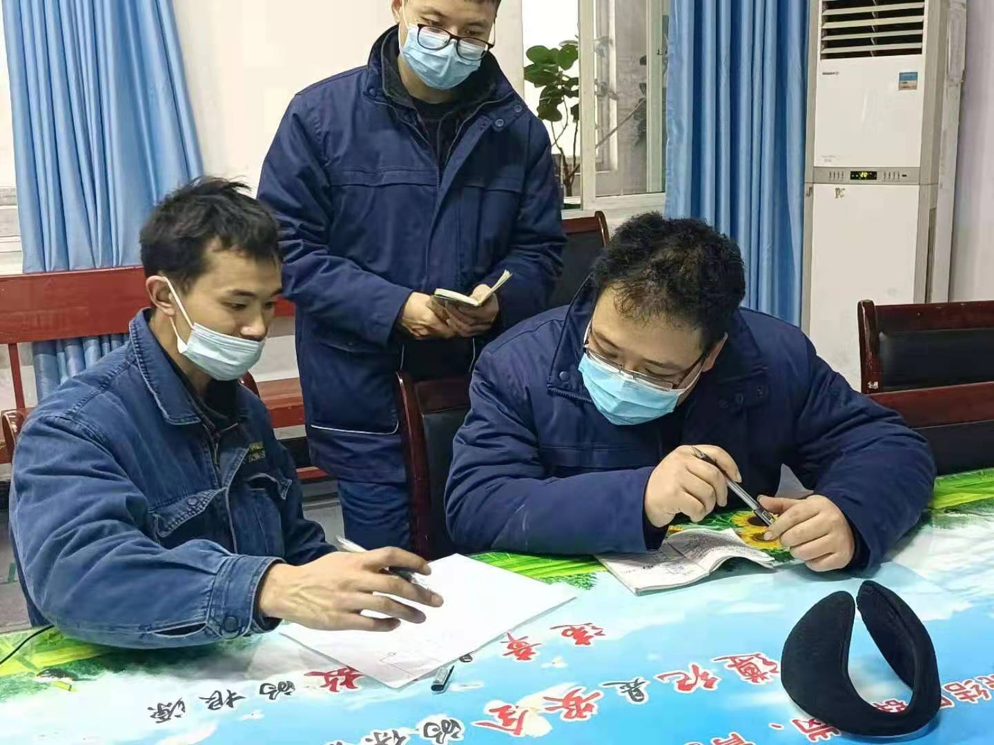 迎難而上勇擔當 “顆粒歸倉”創效益 ——記陜鋼集團2021年“先進個人”唐小山 迎難而上勇擔當 “顆粒歸倉”創效益 ——記陜鋼集團2021年“先進個人”唐小山