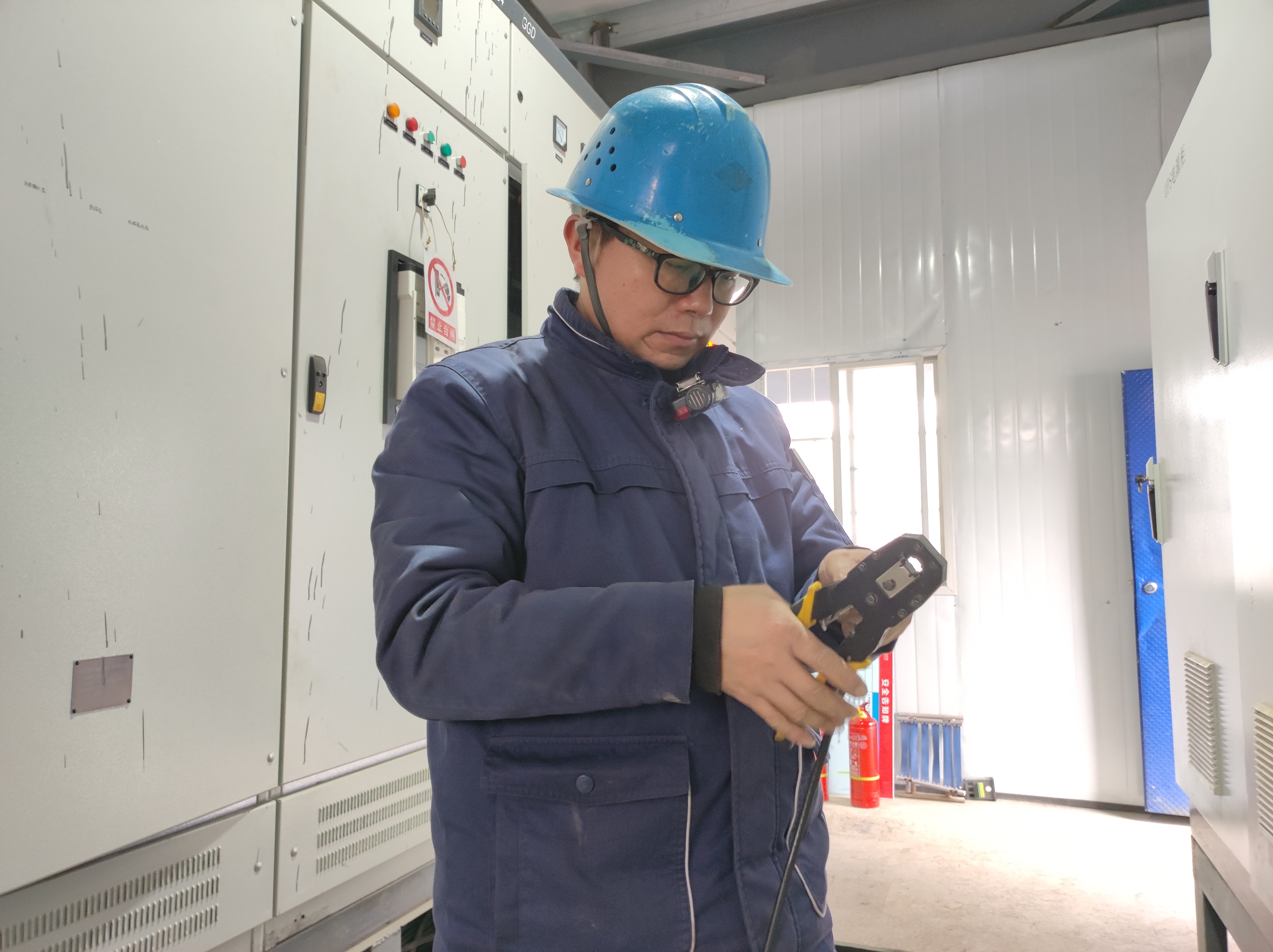 敬業---繪就不一樣的維修人生 敬業---繪就不一樣的維修人生