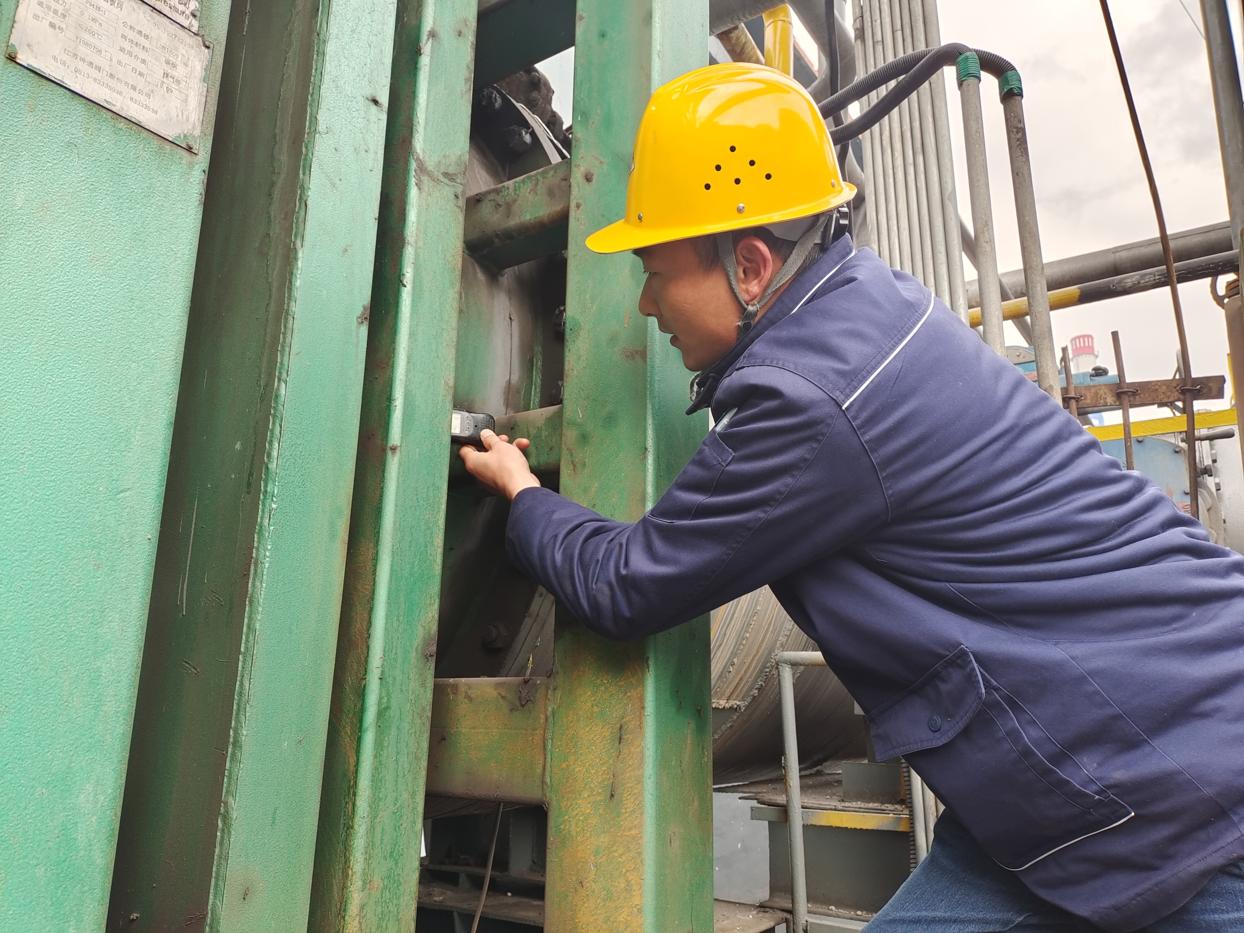 因?yàn)橛心悖禾炜善? title=