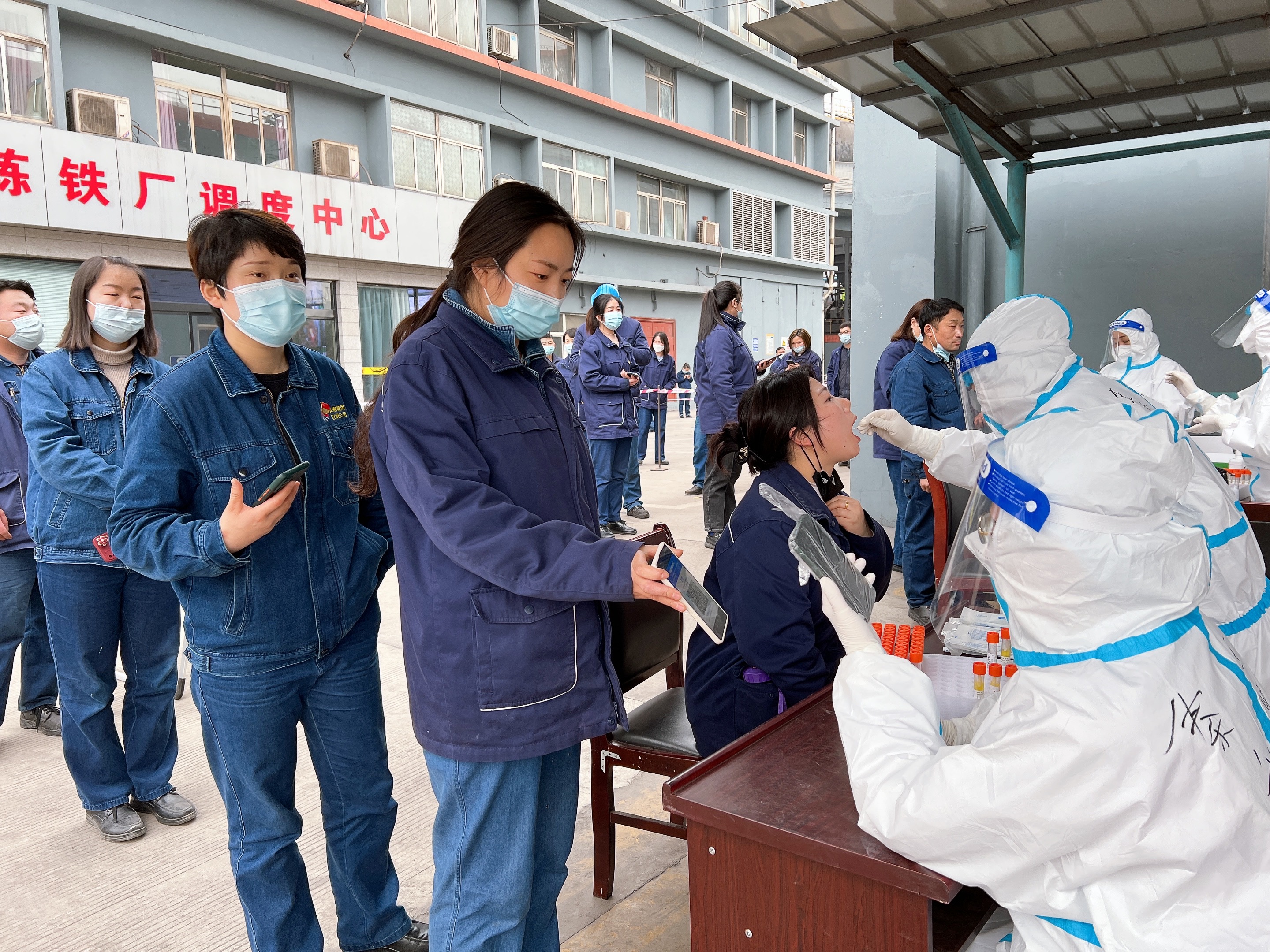 ���������䌍�����У�ͬ���º� ��һ�P�塱