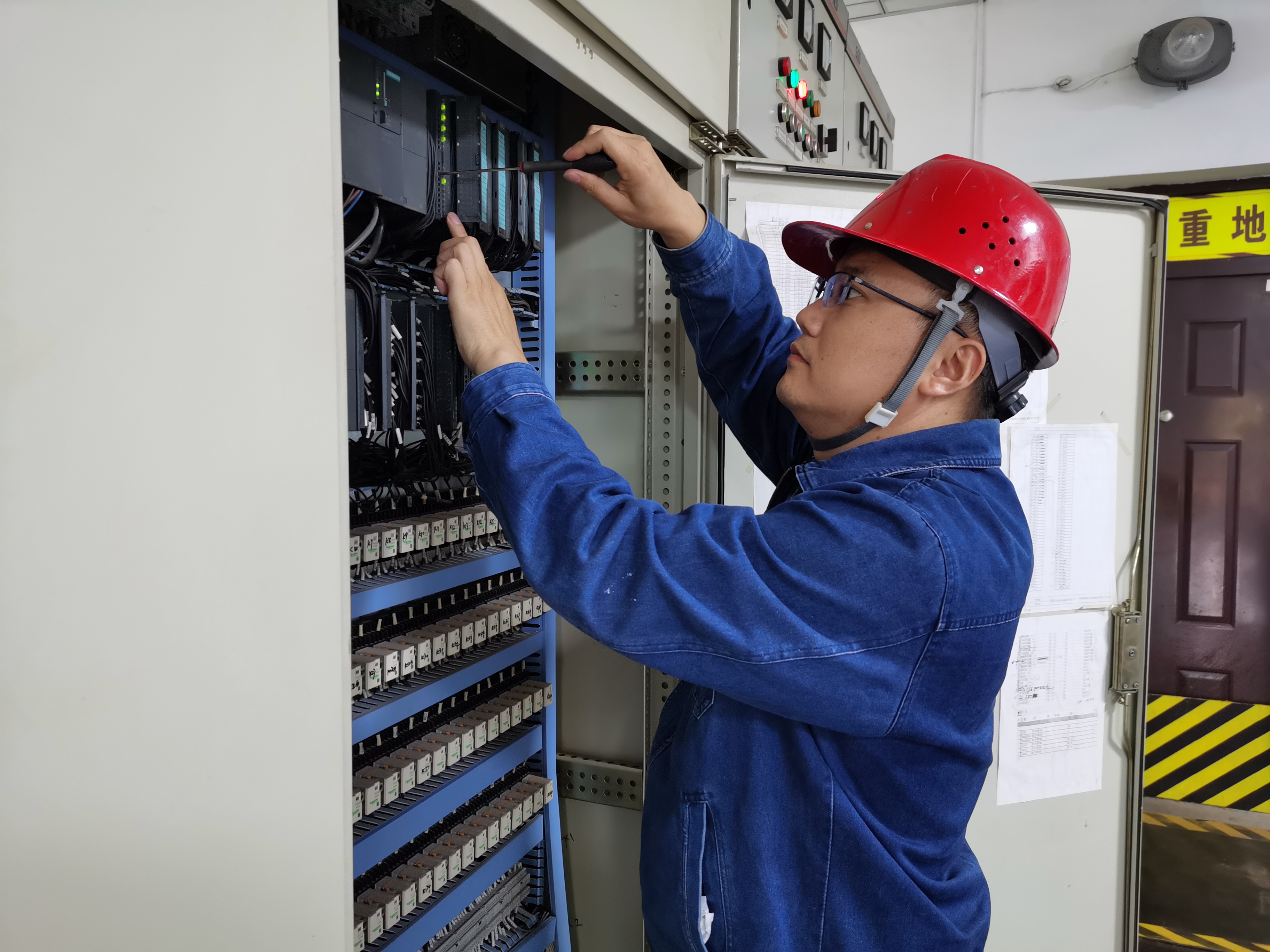 “隱藏”在我們身邊這些人和事 “隱藏”在我們身邊這些人和事