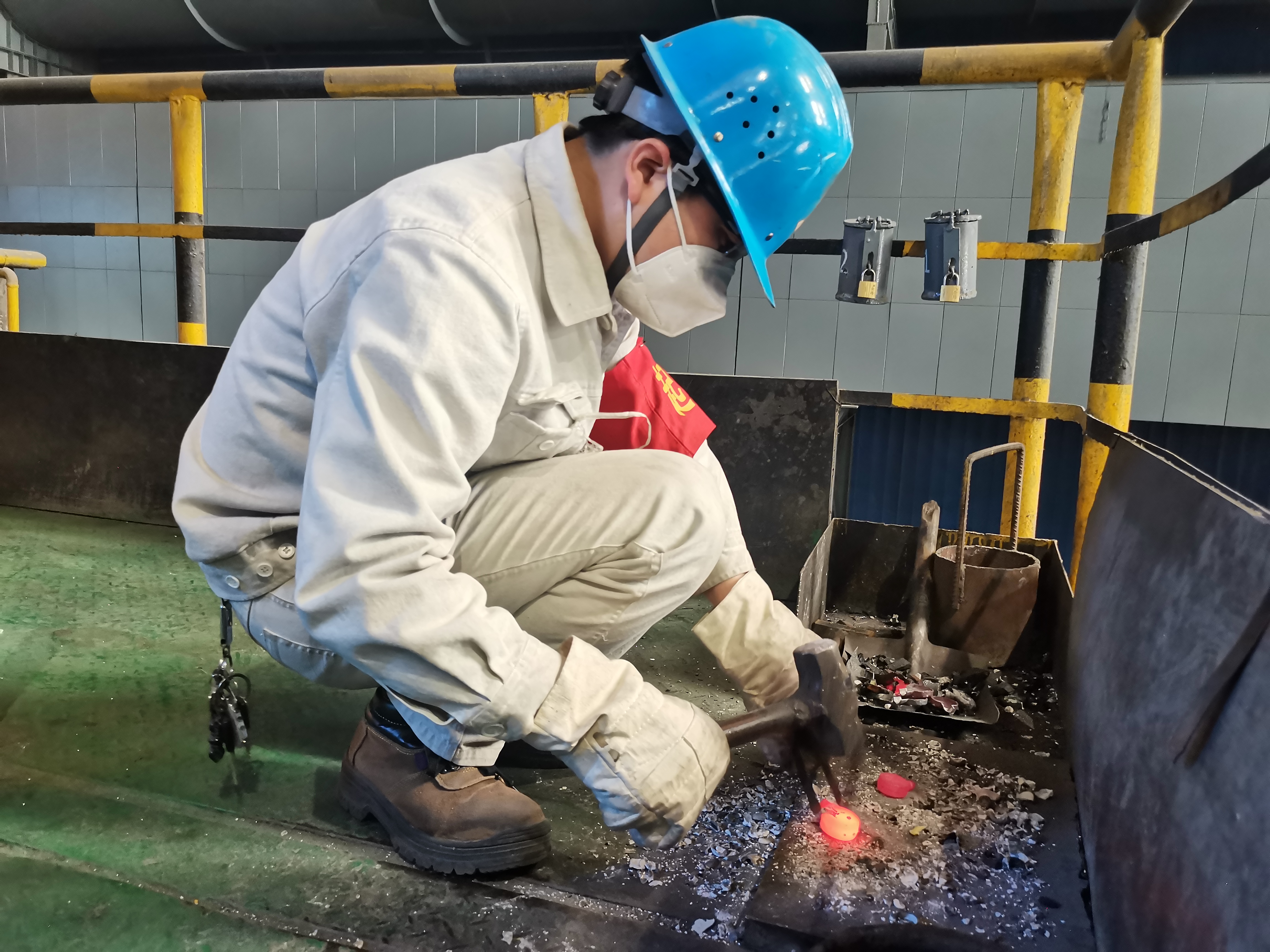 �ྚ��(n��i)��������(li��n)�֣��������Ч������