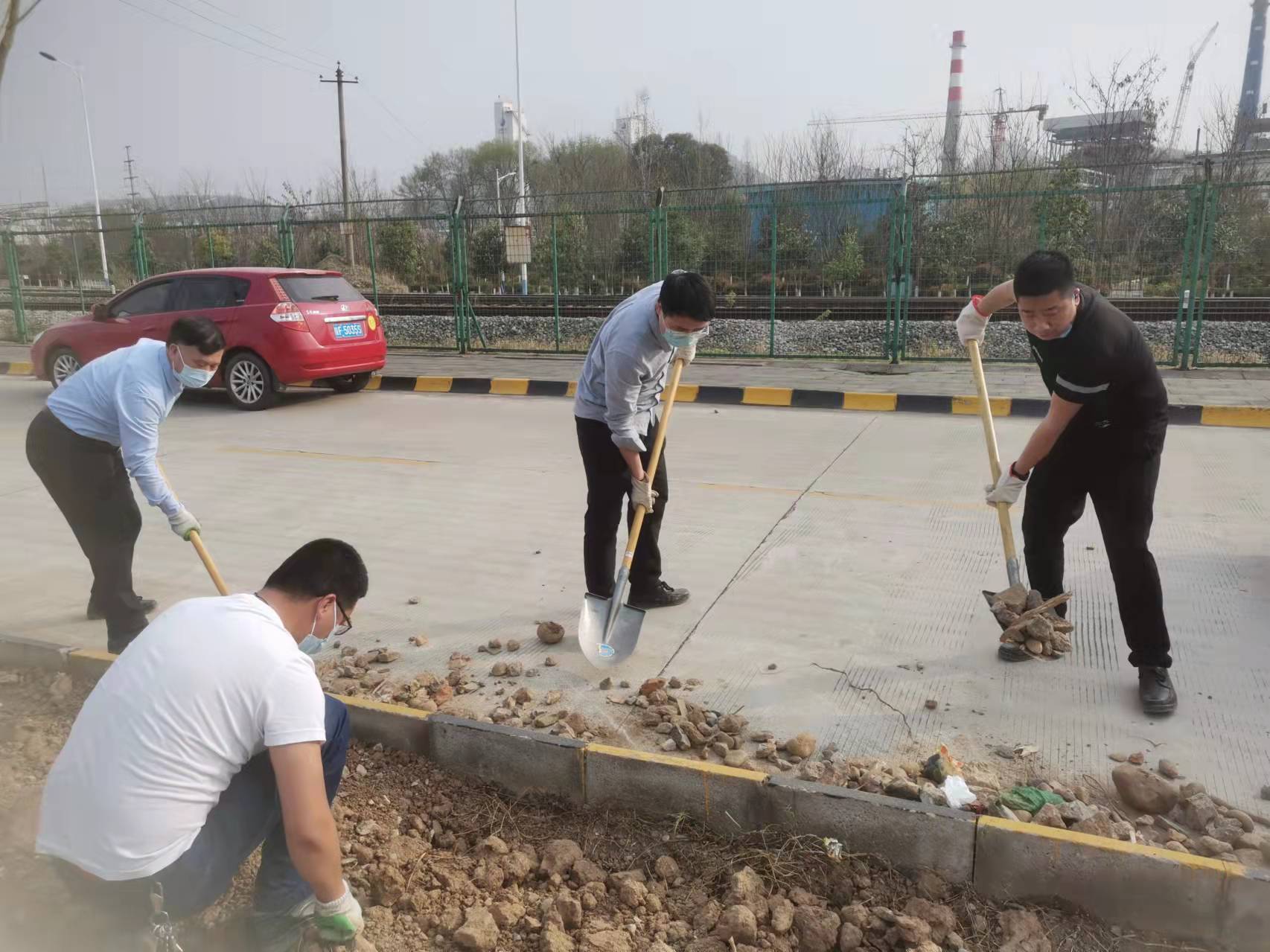 ���G�Ӳ������r���C�P�hί�_չ�x�Մڄӻ��