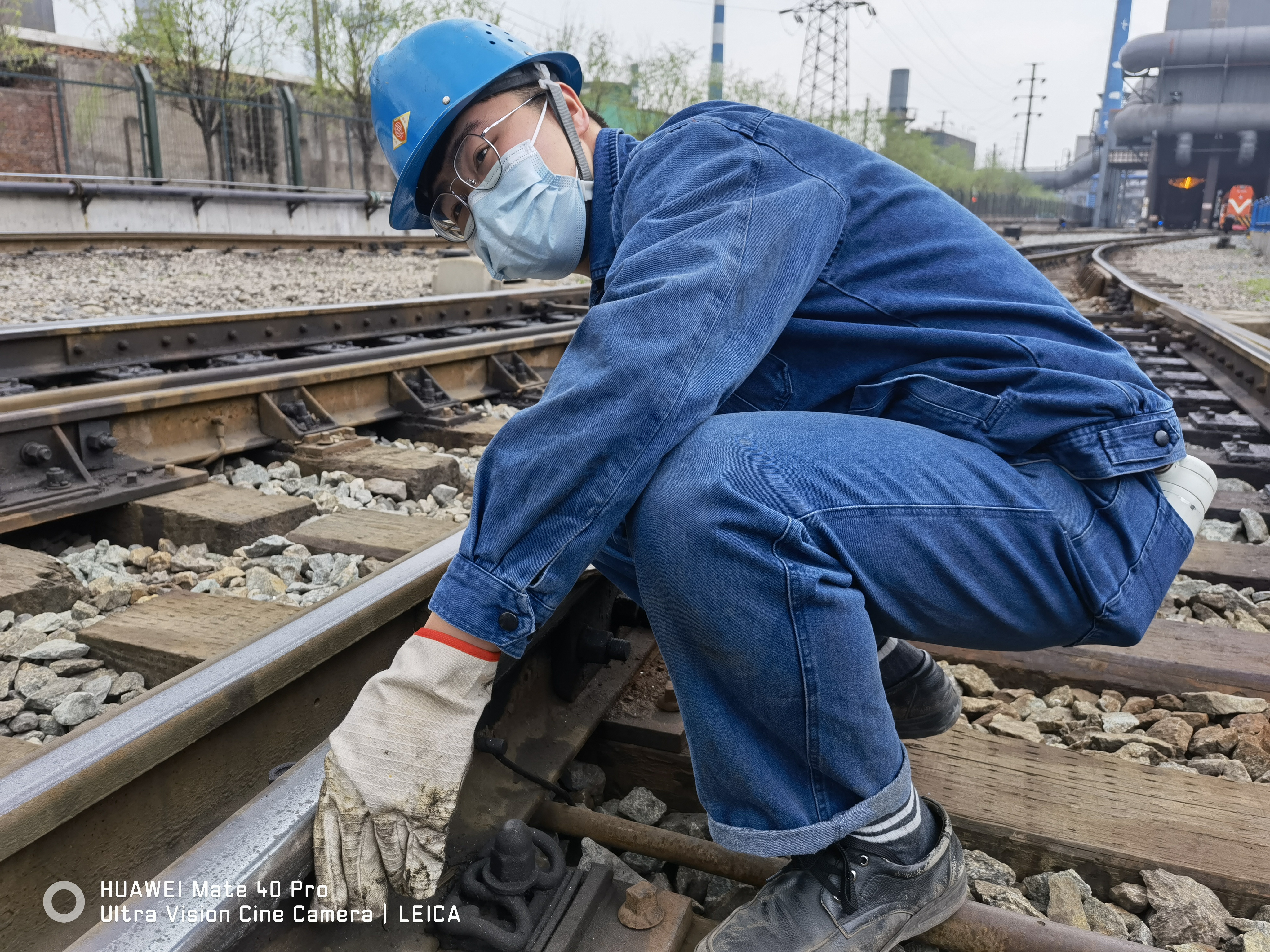 陽(yáng)春三月,最美青春與鋼城共綻放 陽(yáng)春三月,最美青春與鋼城共綻放