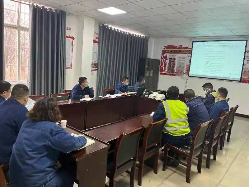 “嚴”字當頭把好“廉”關