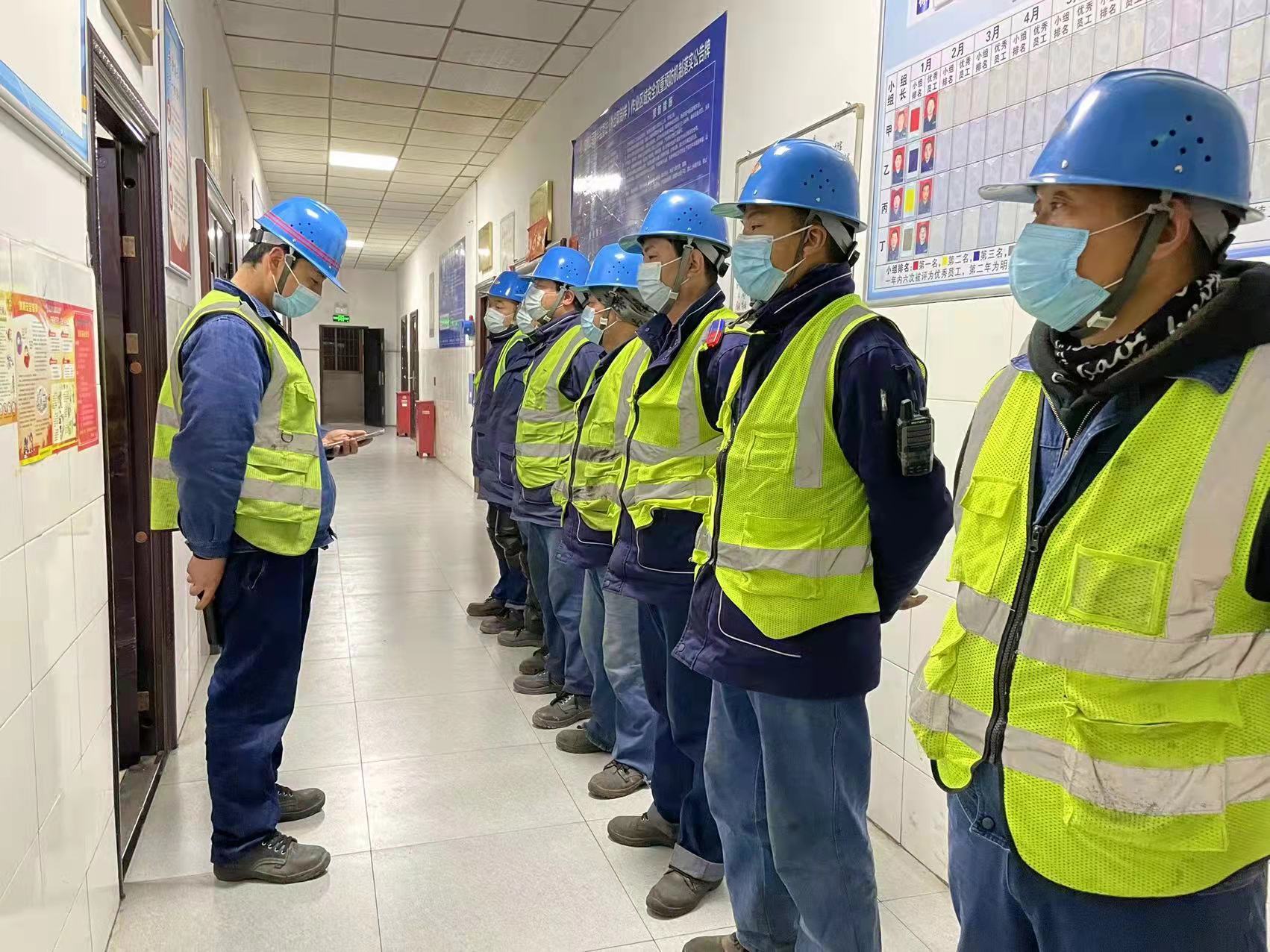 “嚴”字當頭把好“廉”關