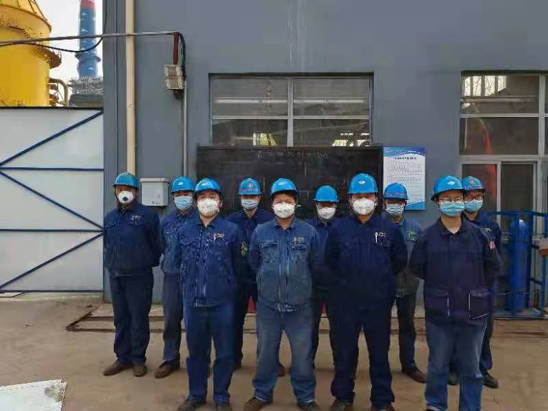 手不離鋤、腳不離地的“維修人”