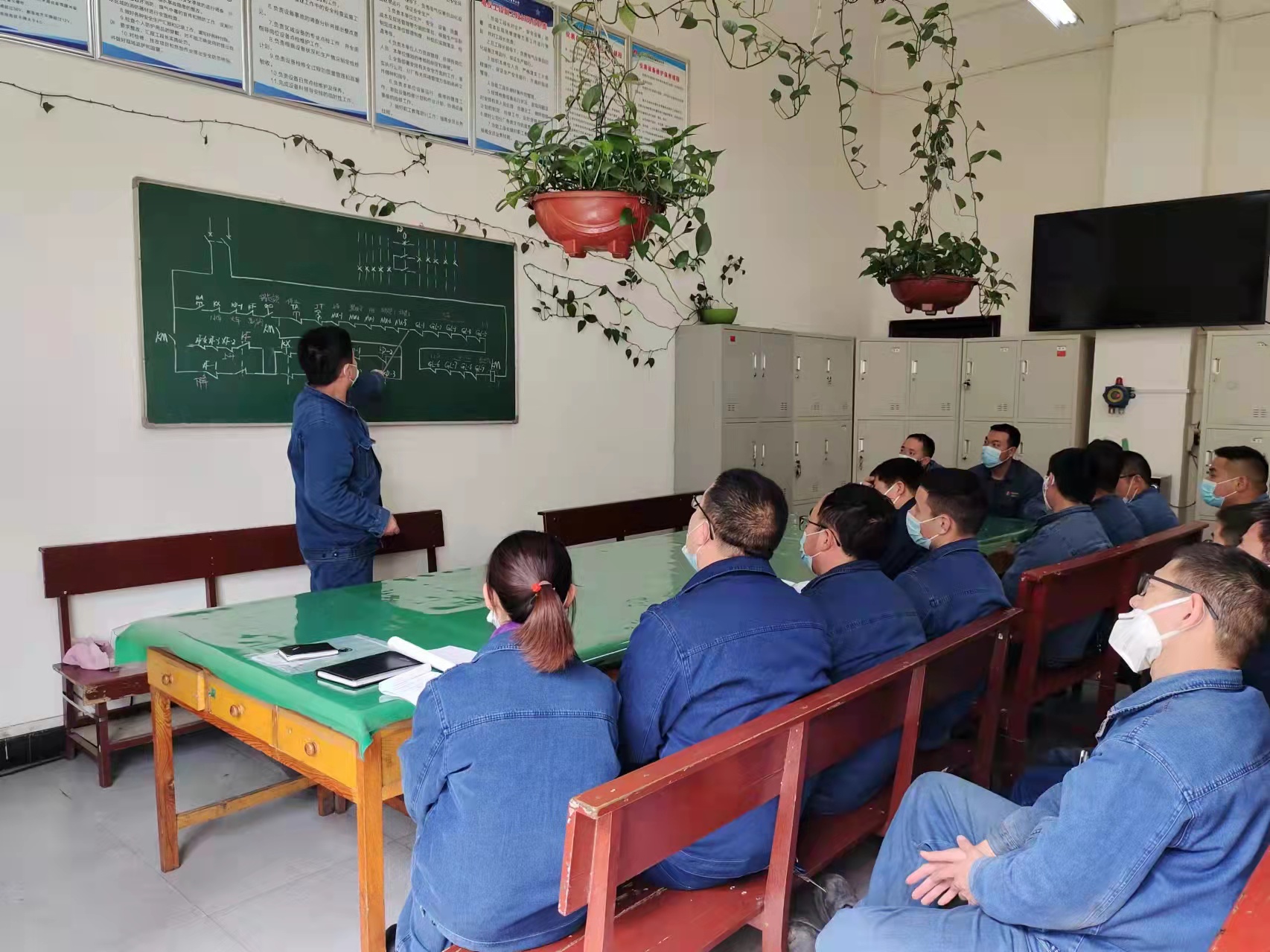 春天的腳步 奮進的旋律