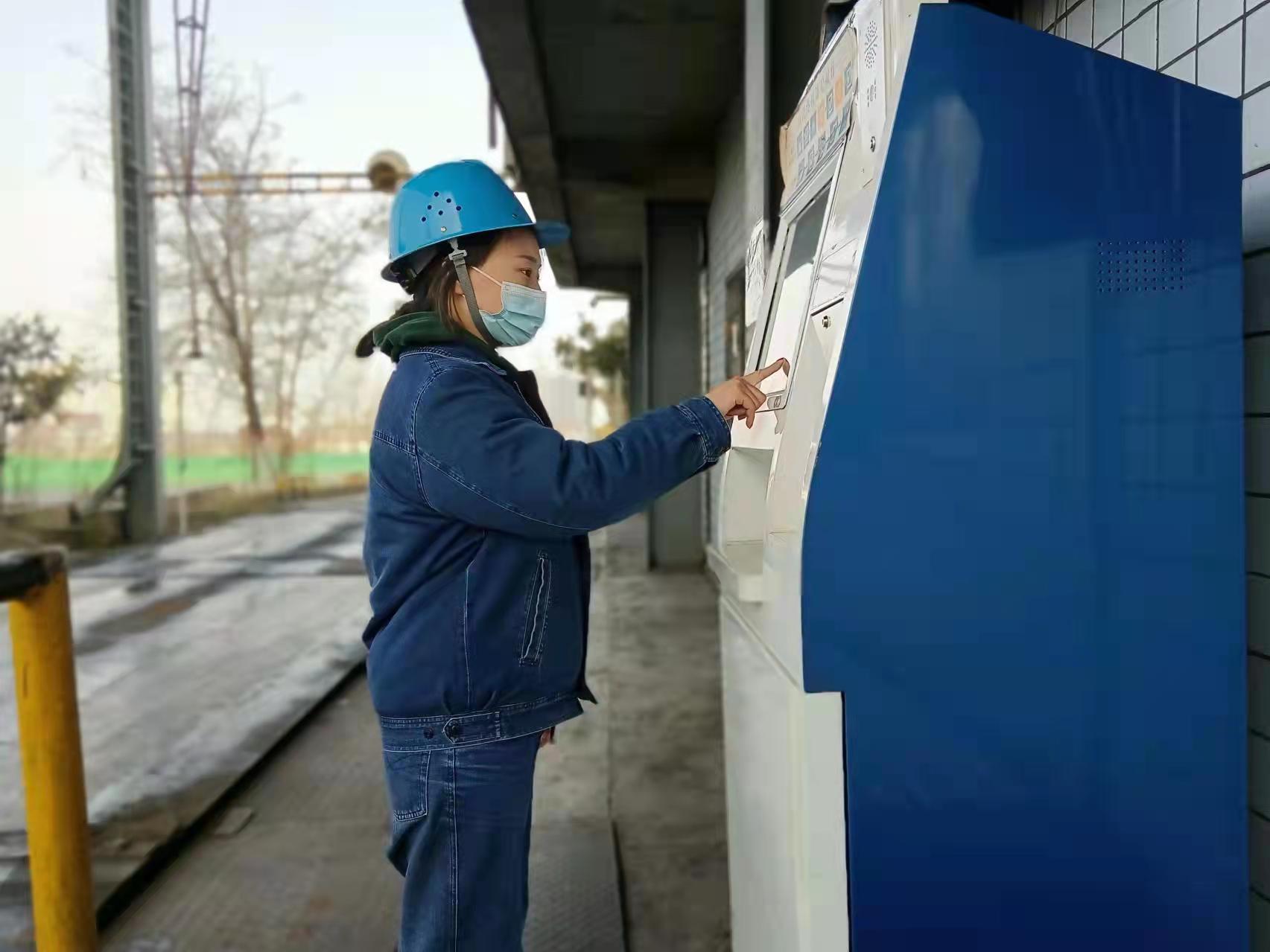 “九零后”班長的給力青春 “九零后”班長的給力青春