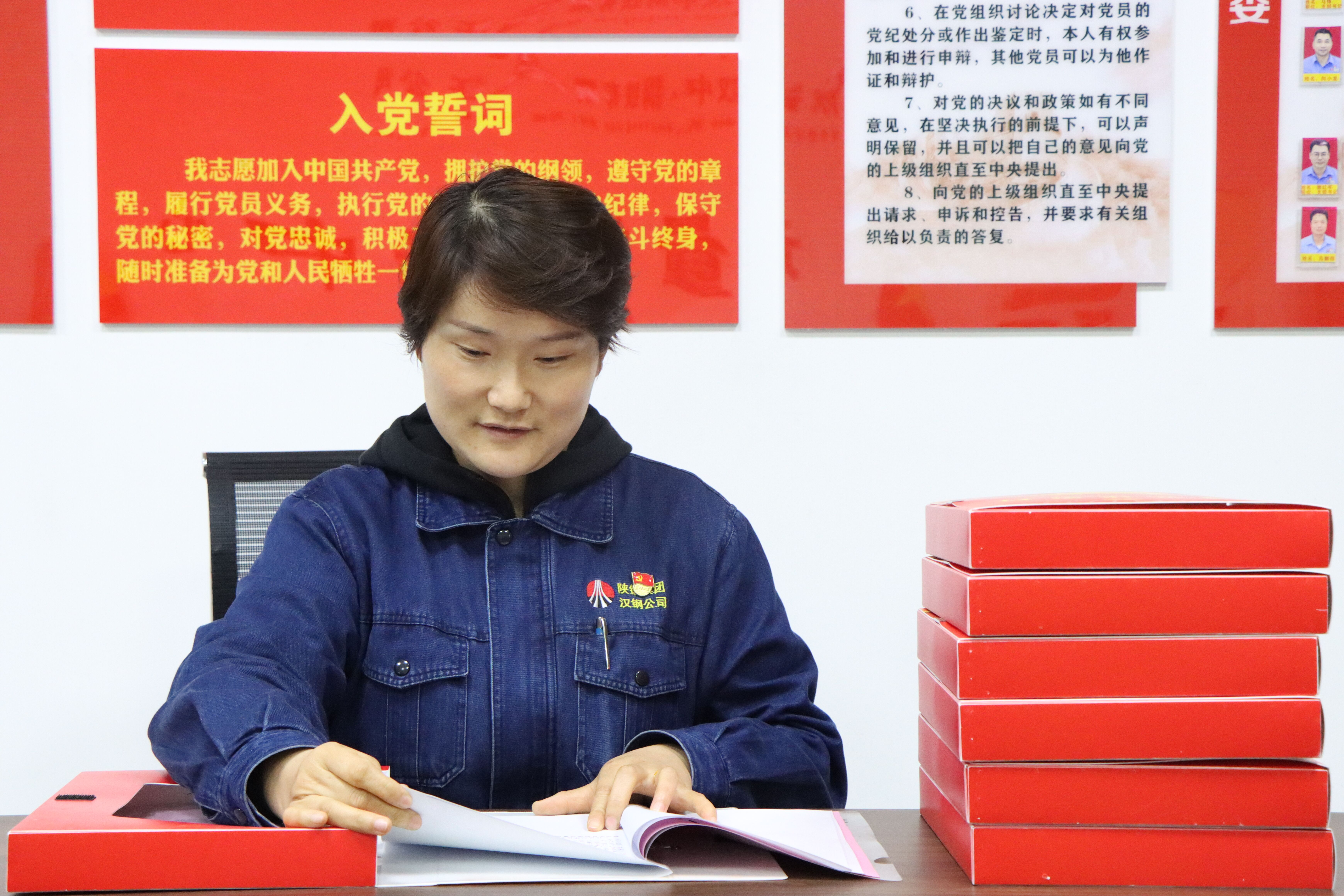 “百變女王”王嬌艷的“Cosplay” “百變女王”王嬌艷的“Cosplay”