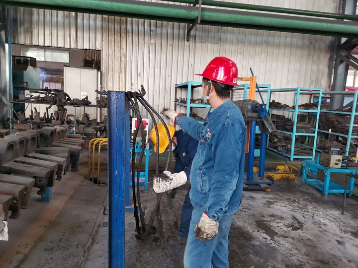 三式聯(lián)動齊發(fā)力 撐起安全“保護傘” 三式聯(lián)動齊發(fā)力 撐起安全“保護傘”