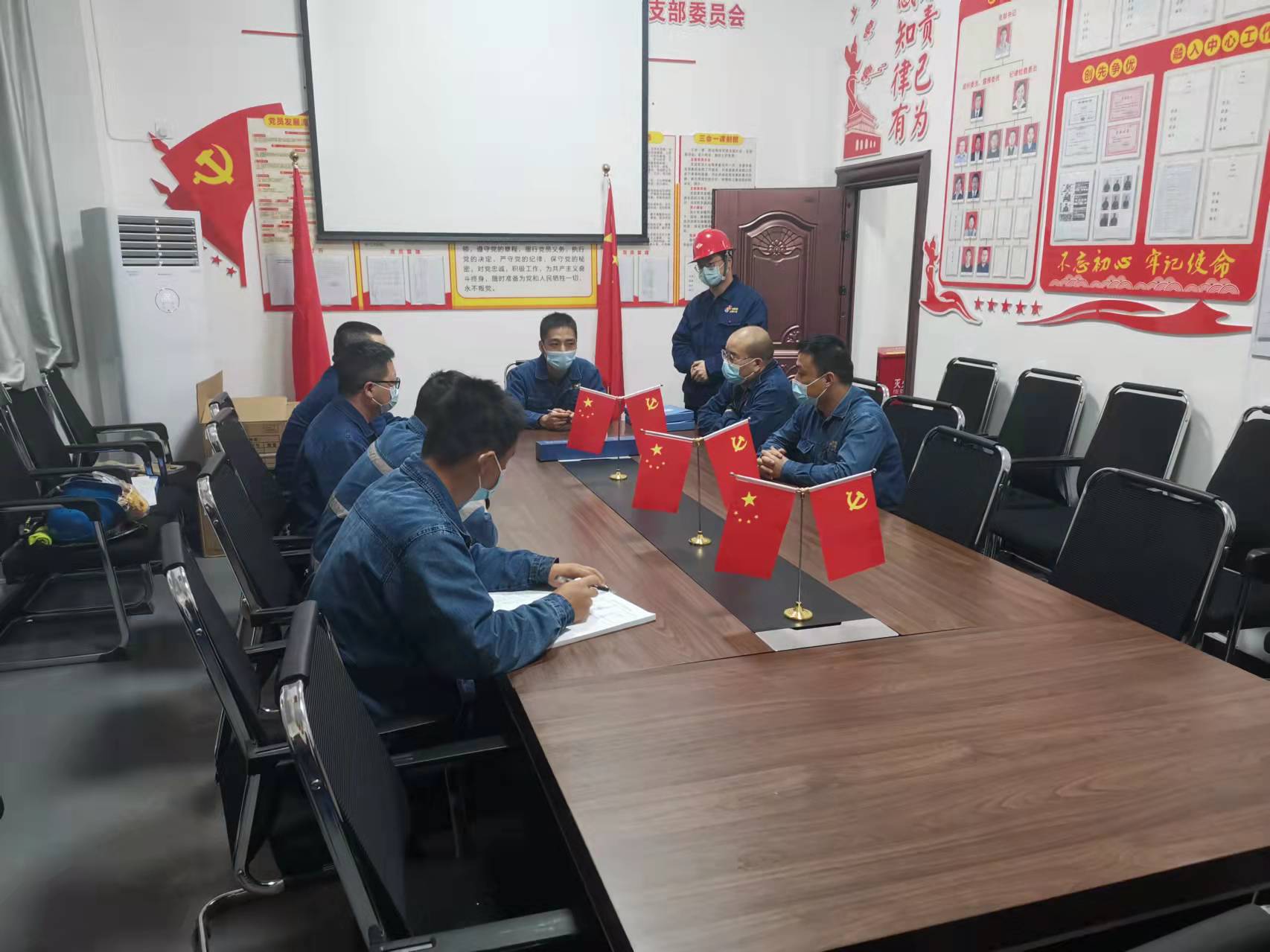 “四不傷害月”里再緊安全弦,護航發展筑防線 “四不傷害月”里再緊安全弦,護航發展筑防線