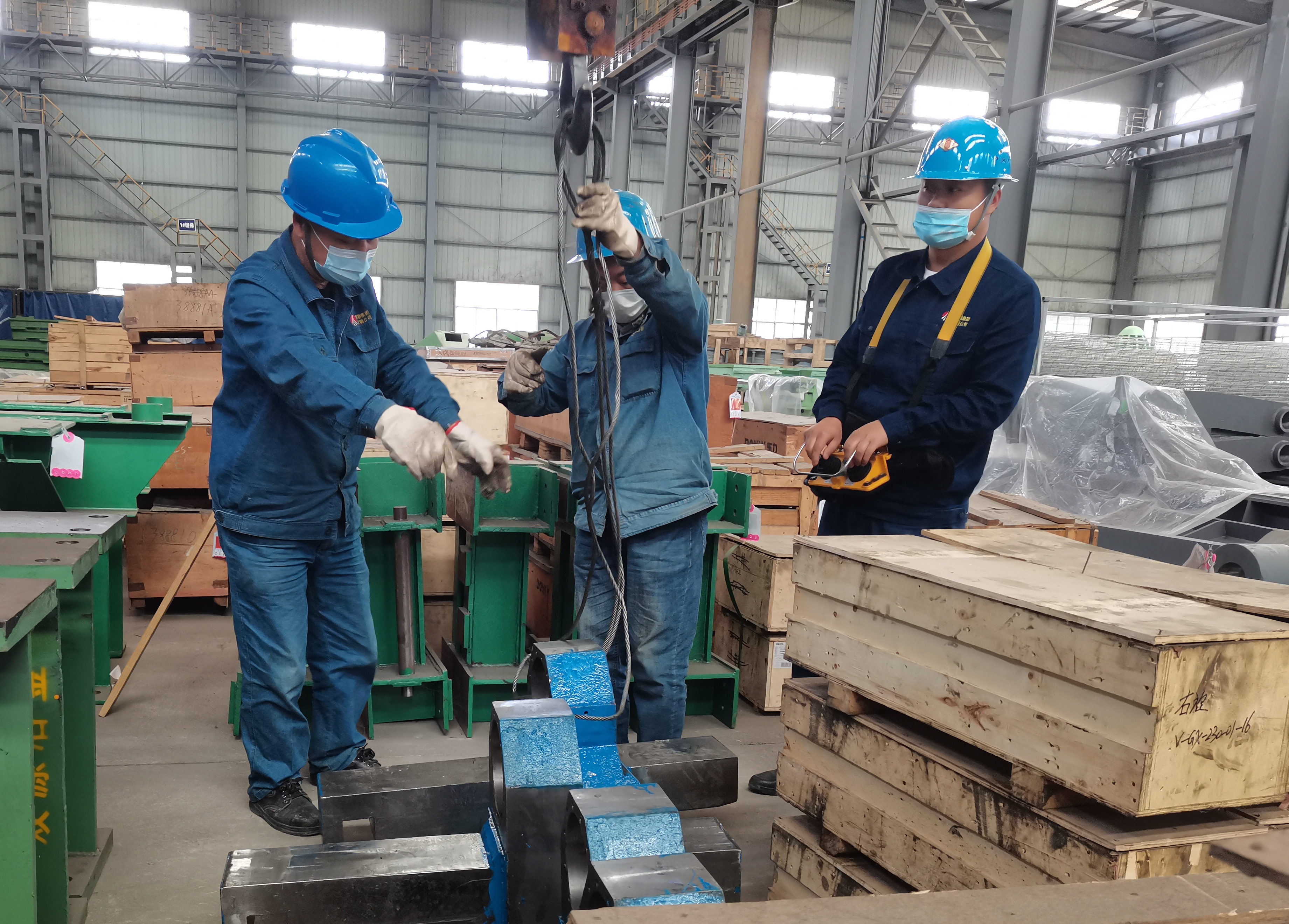 用堅守筑就節(jié)日“最美風(fēng)景線” 用堅守筑就節(jié)日“最美風(fēng)景線”