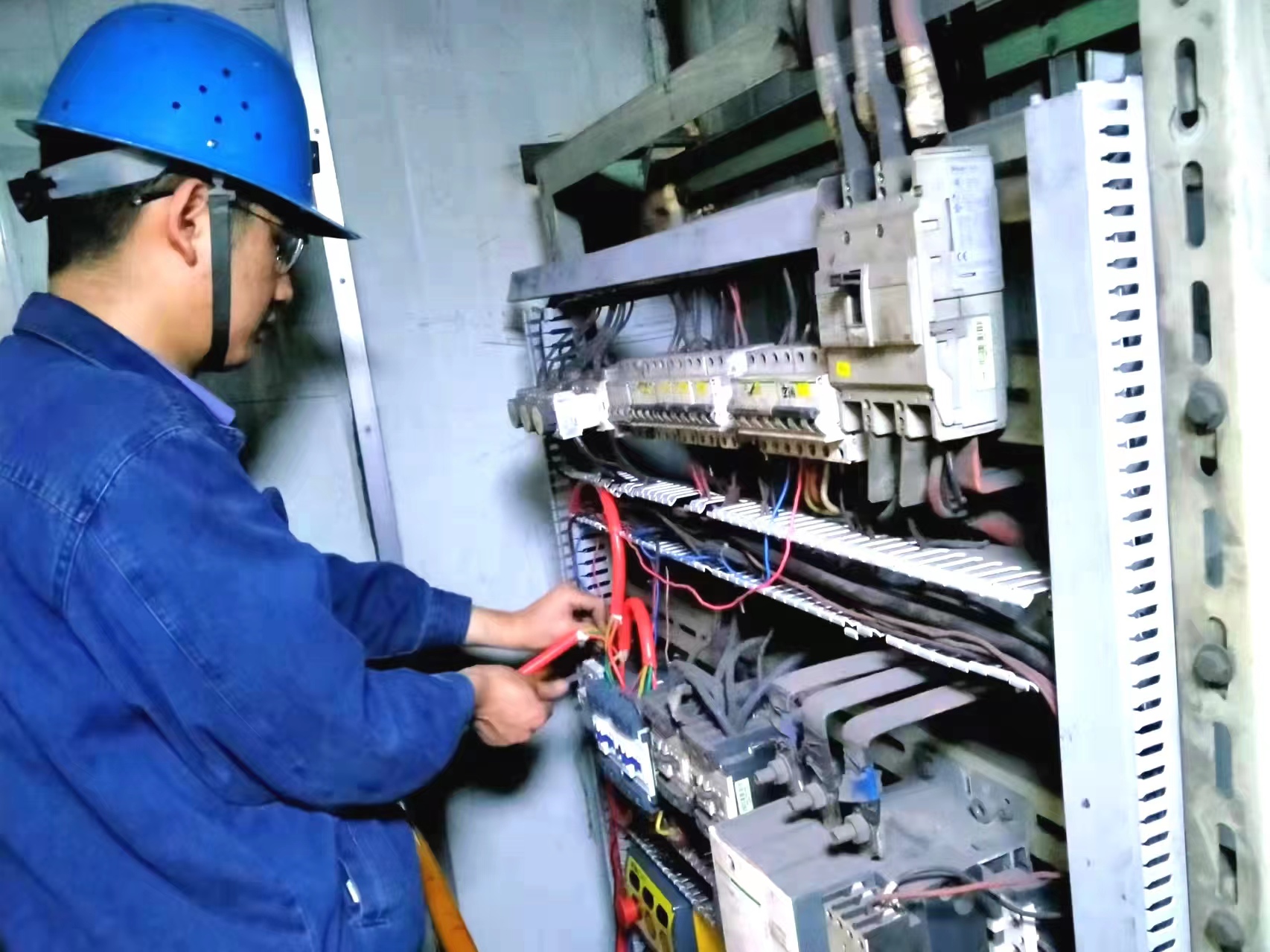  ~�����H�I�������ഺ����