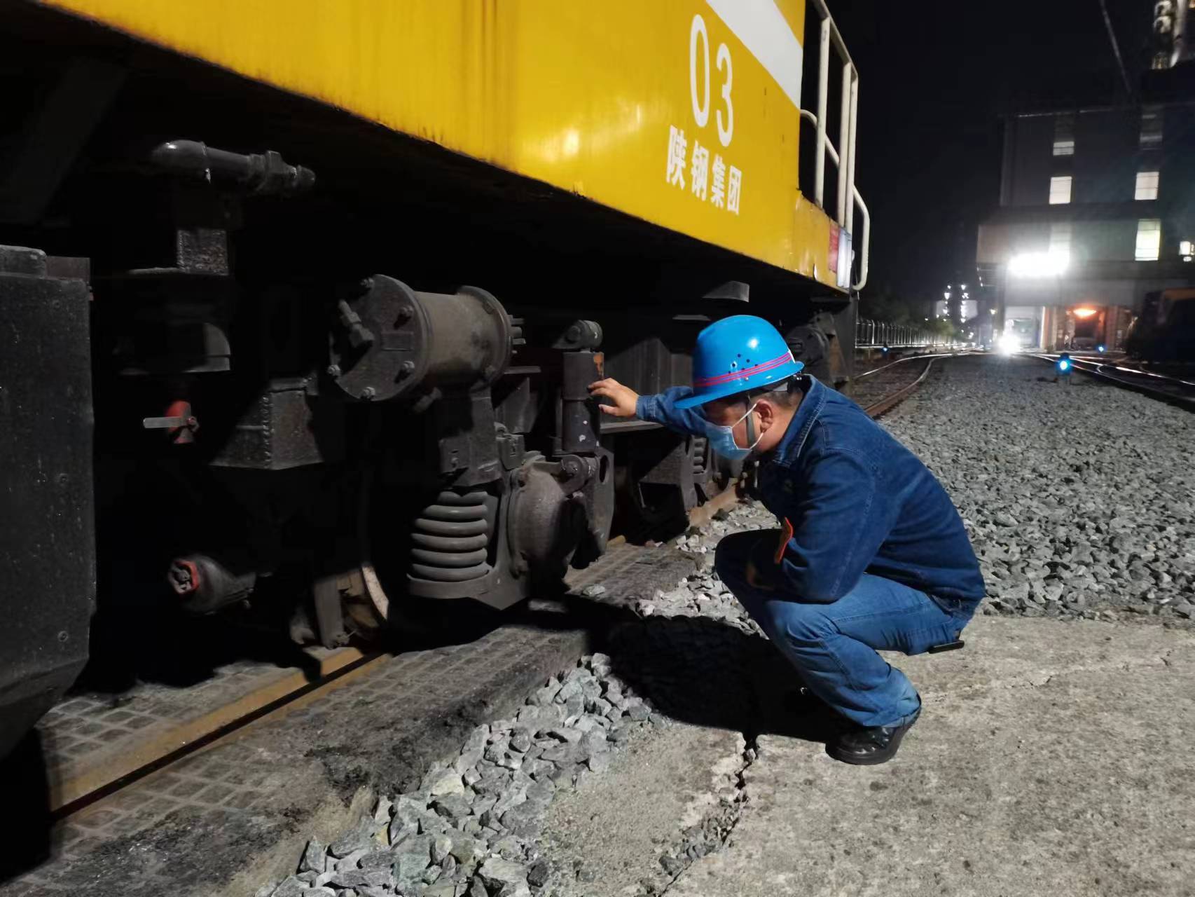 青春綻放 不負芳華 -----“五四青年節”致敬最美的你們 青春綻放 不負芳華 -----“五四青年節”致敬最美的你們