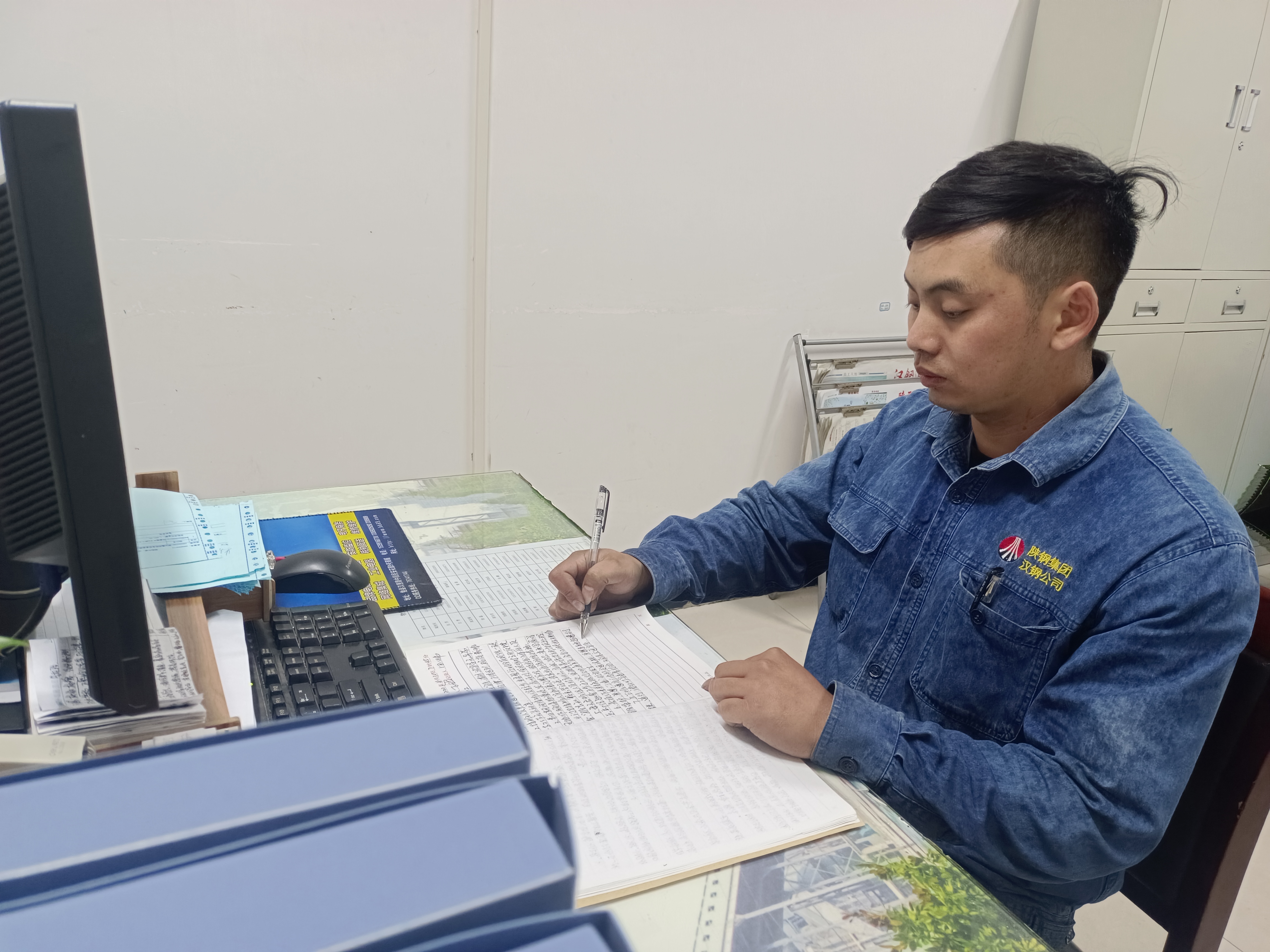 足履實地,青春在崗位上綻放 足履實地,青春在崗位上綻放