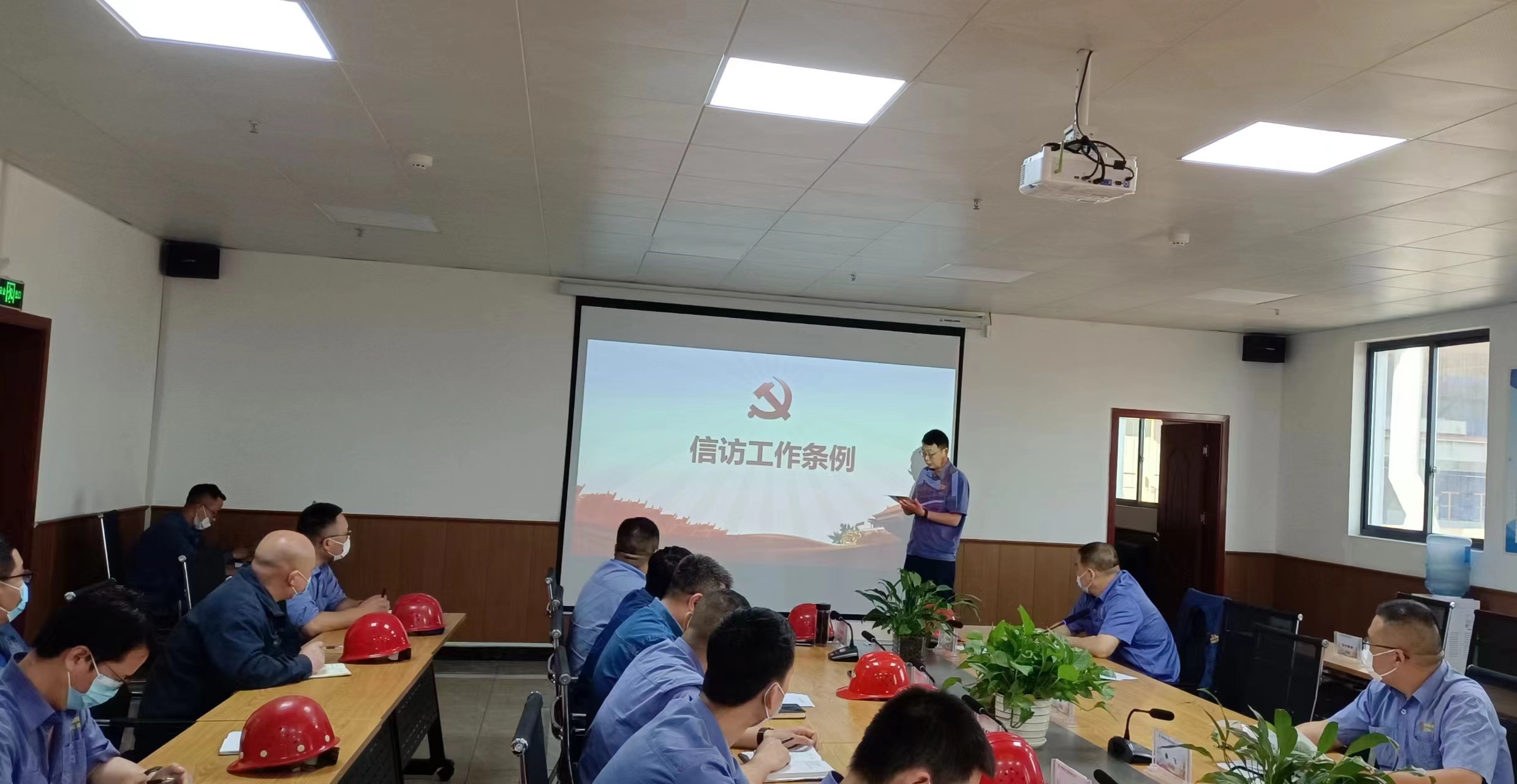 三個規范,推進信訪工作“零距離” 三個規范,推進信訪工作“零距離”