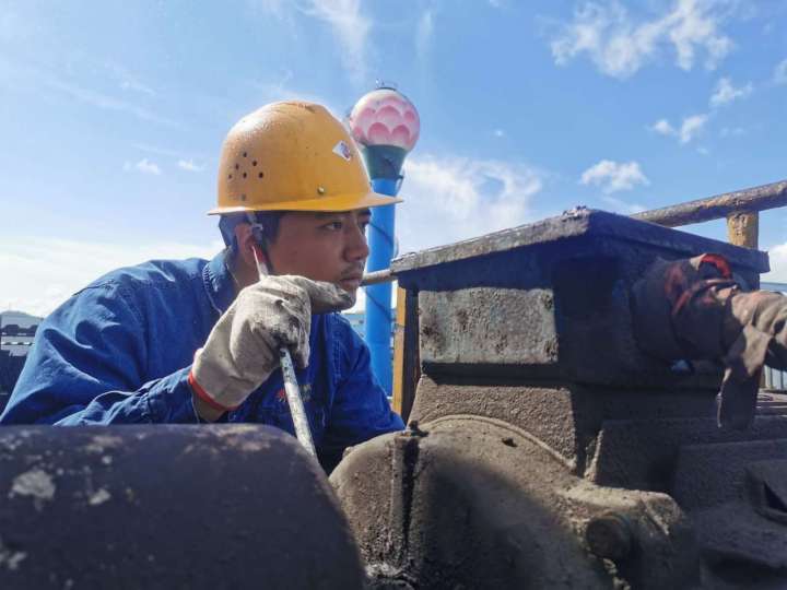 多姿多彩 他們是最美軋鋼戰士 多姿多彩 他們是最美軋鋼戰士