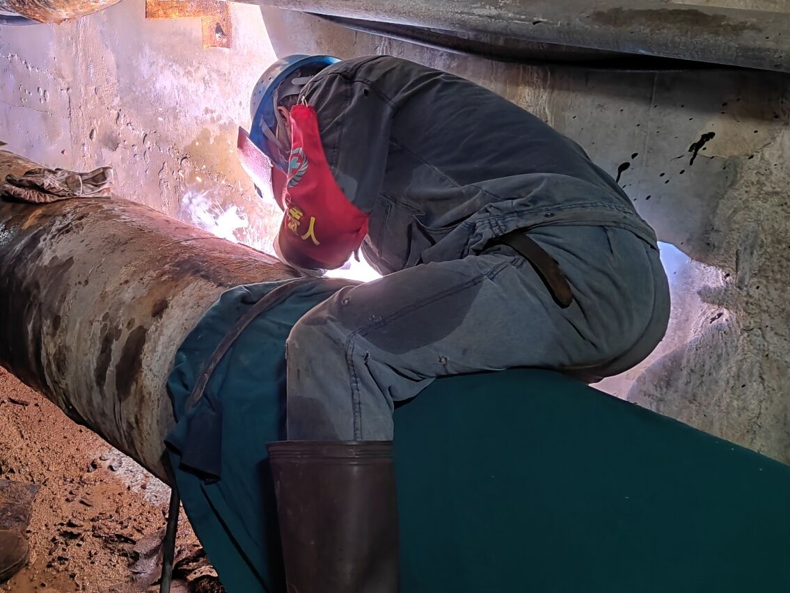 這樣的檢修人，“暑”你最美