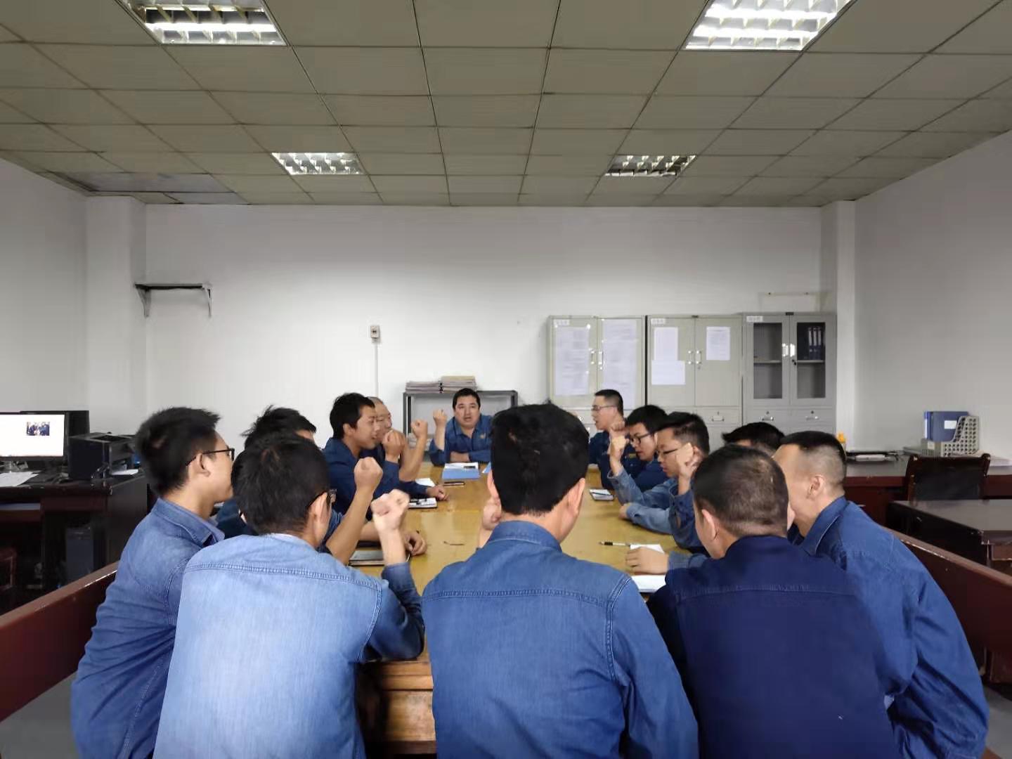 咬定目標(biāo)精準(zhǔn)施策 奮力沖刺“雙過(guò)半” 咬定目標(biāo)精準(zhǔn)施策 奮力沖刺“雙過(guò)半”