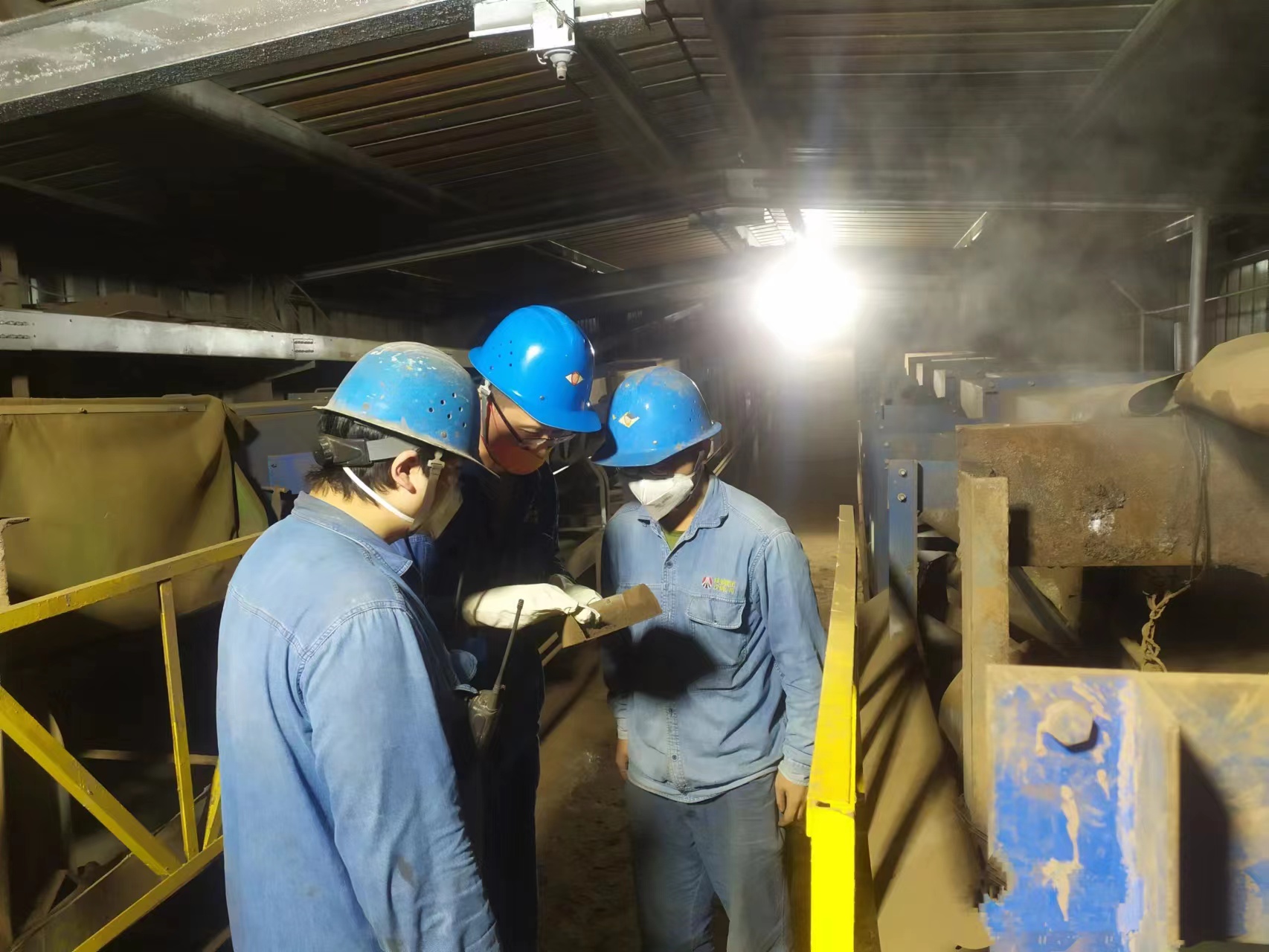 出新招亮實招 揚帆奮進繪新篇 出新招亮實招 揚帆奮進繪新篇