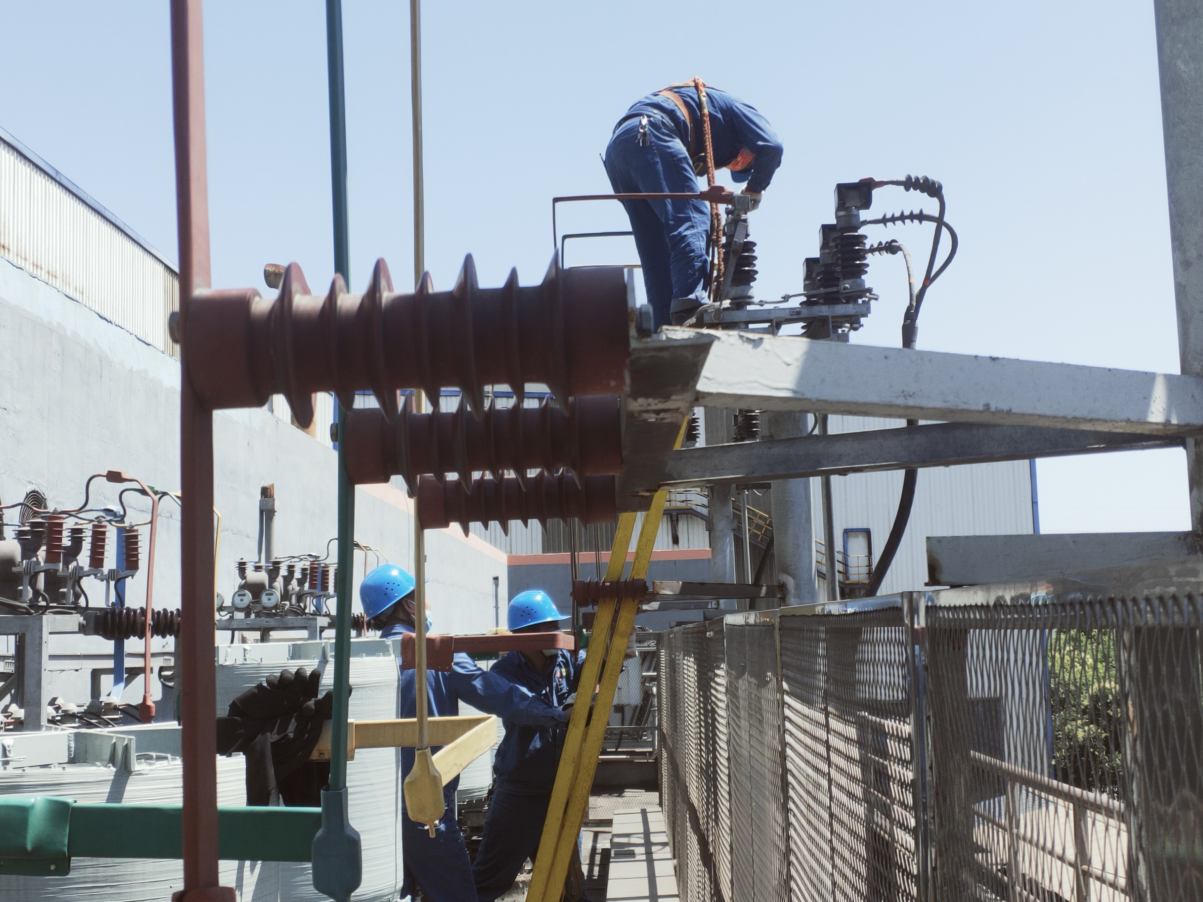 ���Ĳ����ɡ��顰��ȫ���a(ch��n)�¡����{�o(h��)��