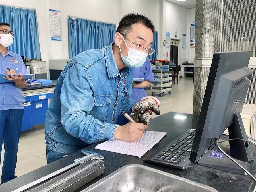 圍繞生產解難題,注重實效出成績 圍繞生產解難題,注重實效出成績