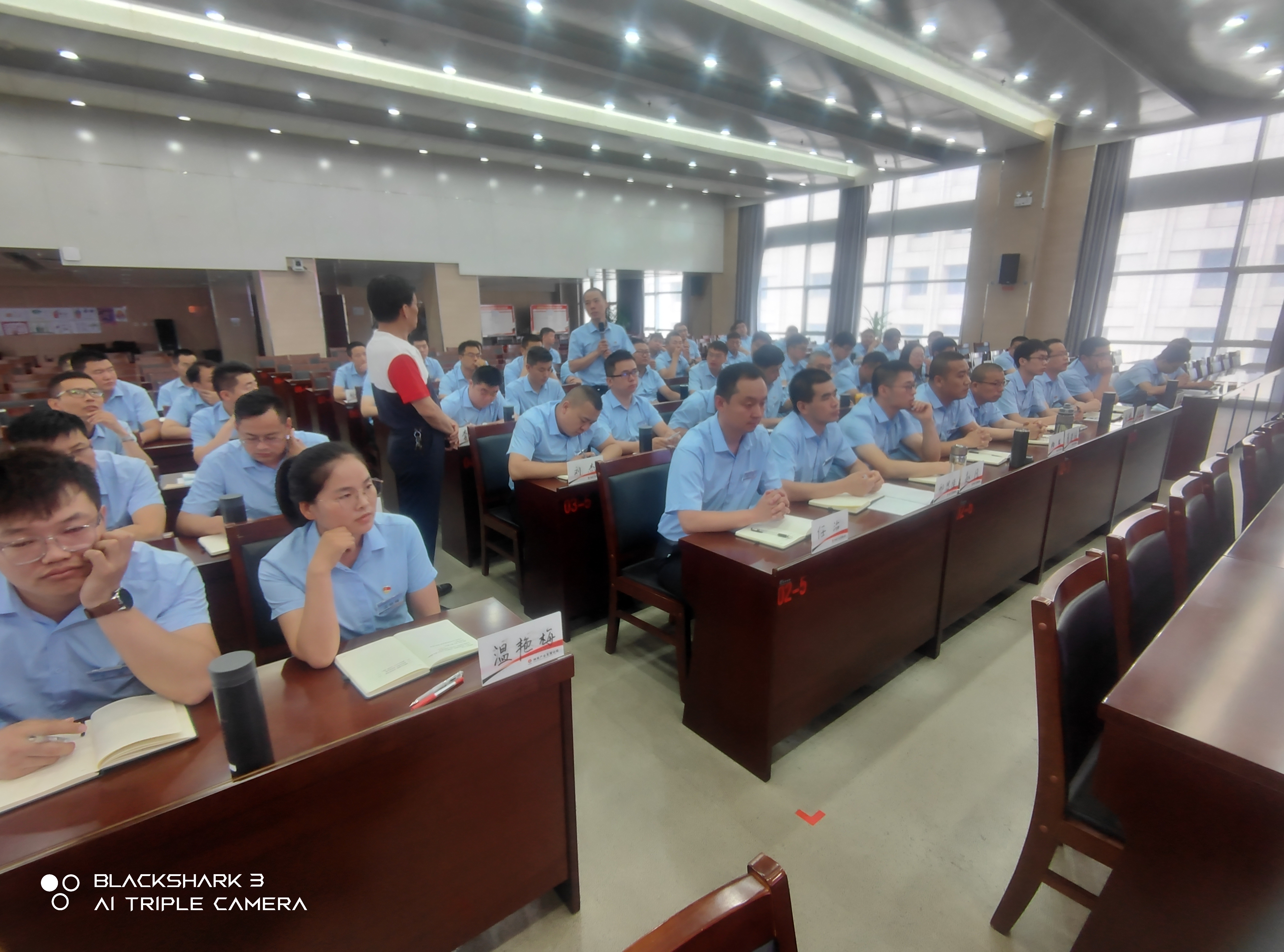 學(xué)新《安全生產(chǎn)法》,促安全型班組建設(shè) 學(xué)新《安全生產(chǎn)法》,促安全型班組建設(shè)