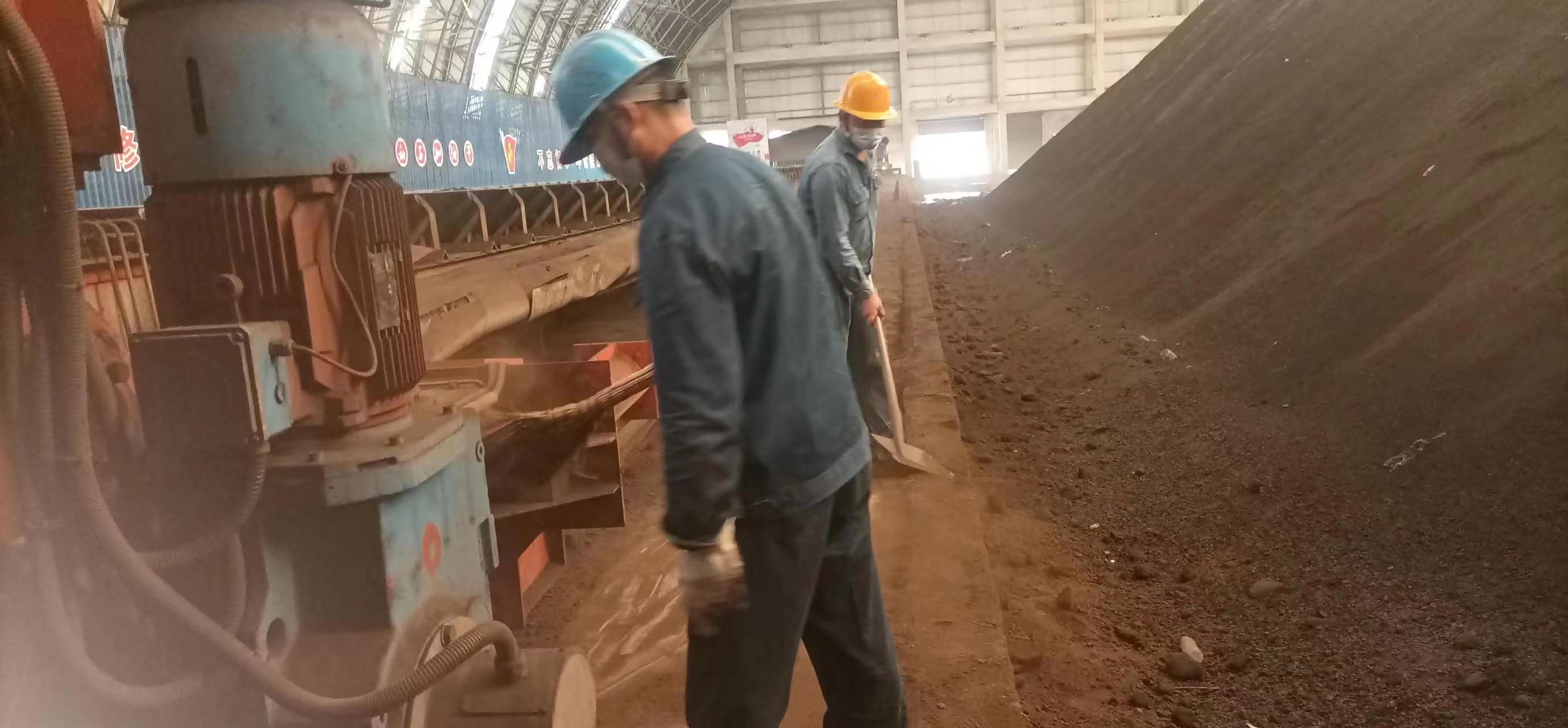 酷暑下的小分隊 酷暑下的小分隊