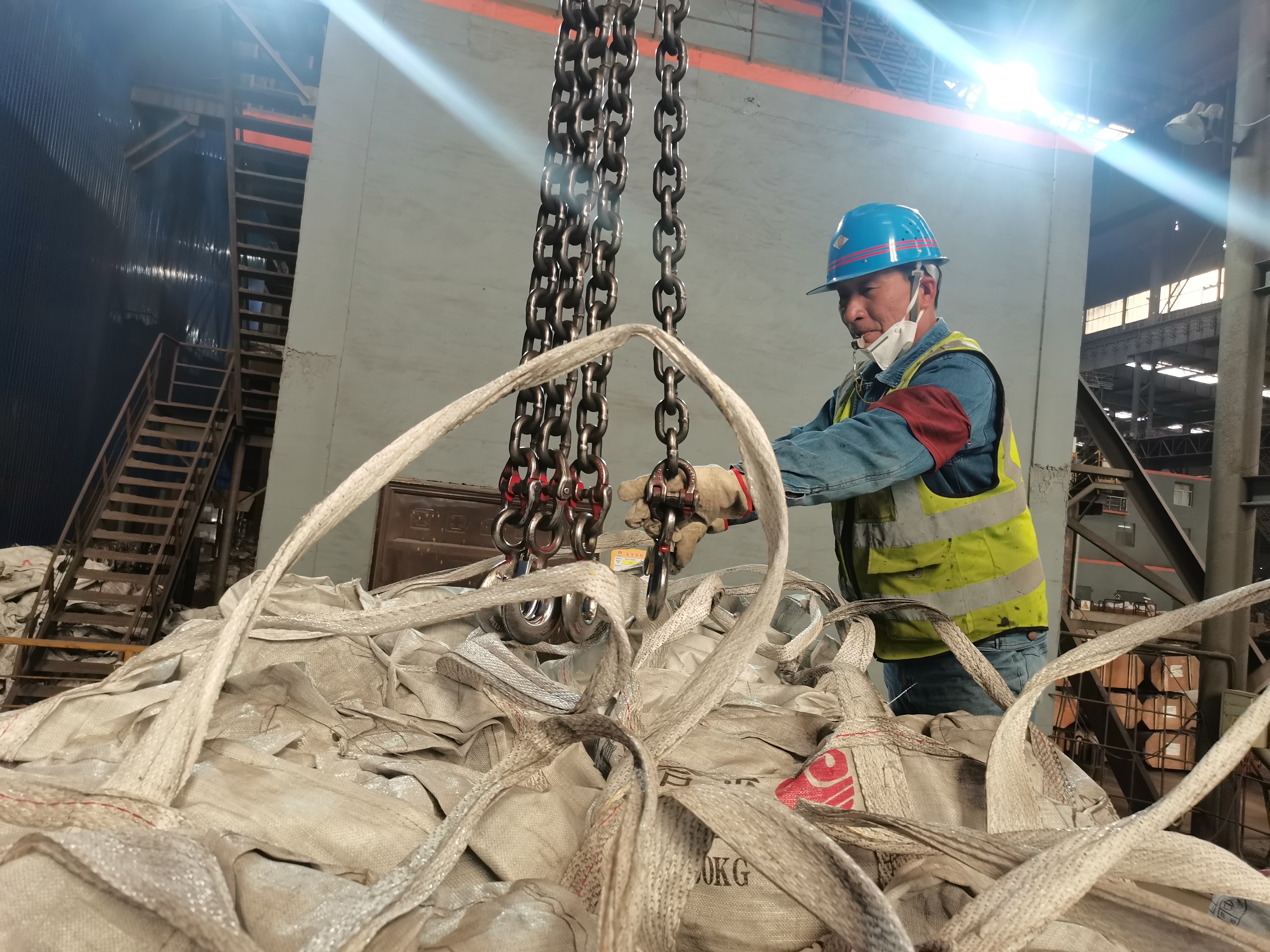 看,高溫下的他們,怎樣“烤”出好成績 看,高溫下的他們,怎樣“烤”出好成績