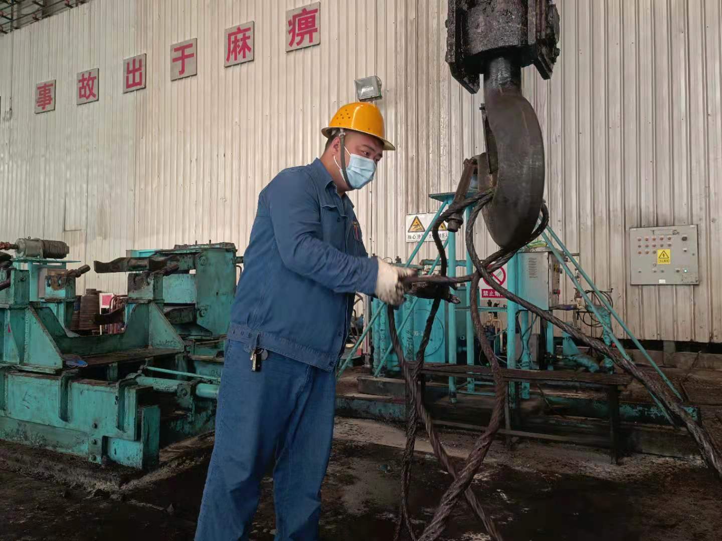 成長在一面黨旗下的“安全尖兵” 成長在一面黨旗下的“安全尖兵”