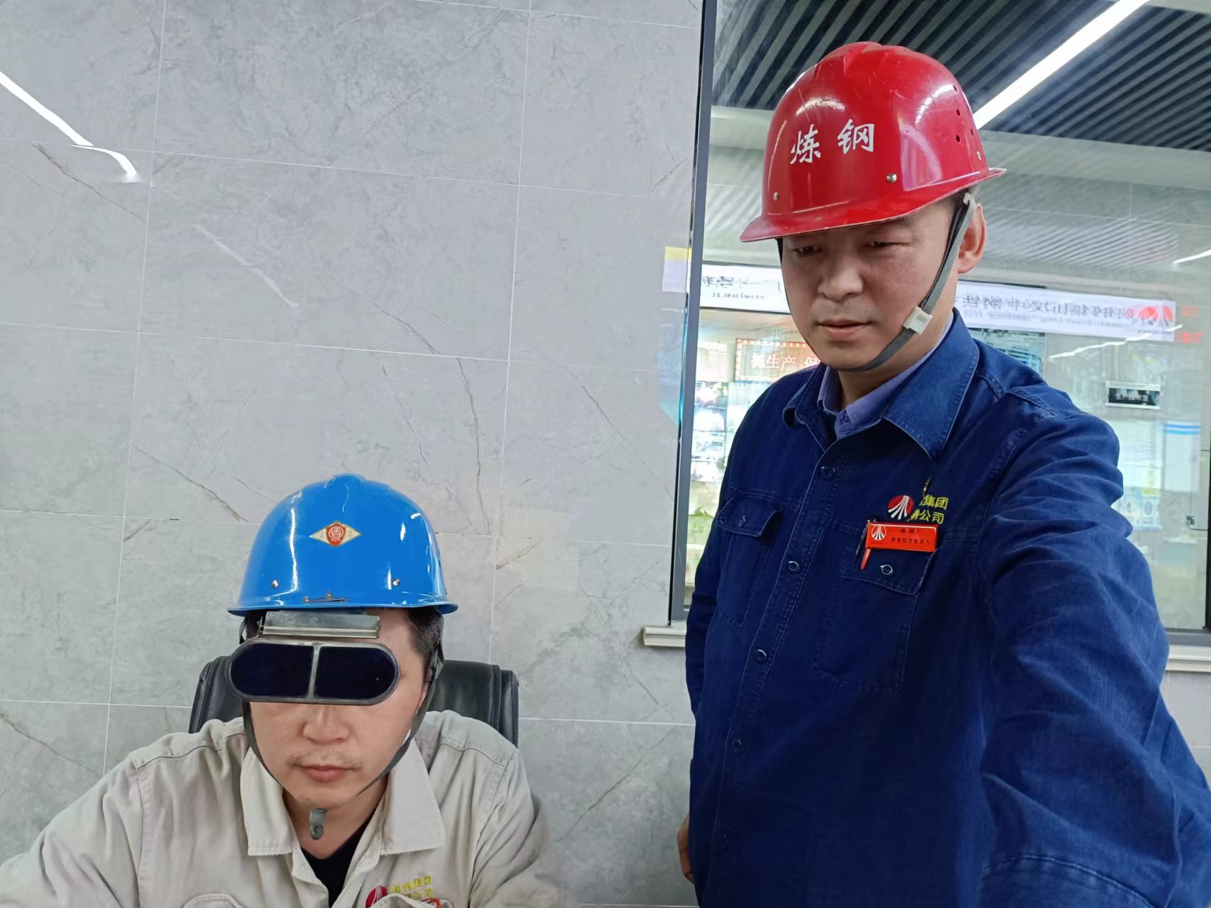 青春不負(fù)夢,一腔熱血寫擔(dān)當(dāng) 青春不負(fù)夢,一腔熱血寫擔(dān)當(dāng)