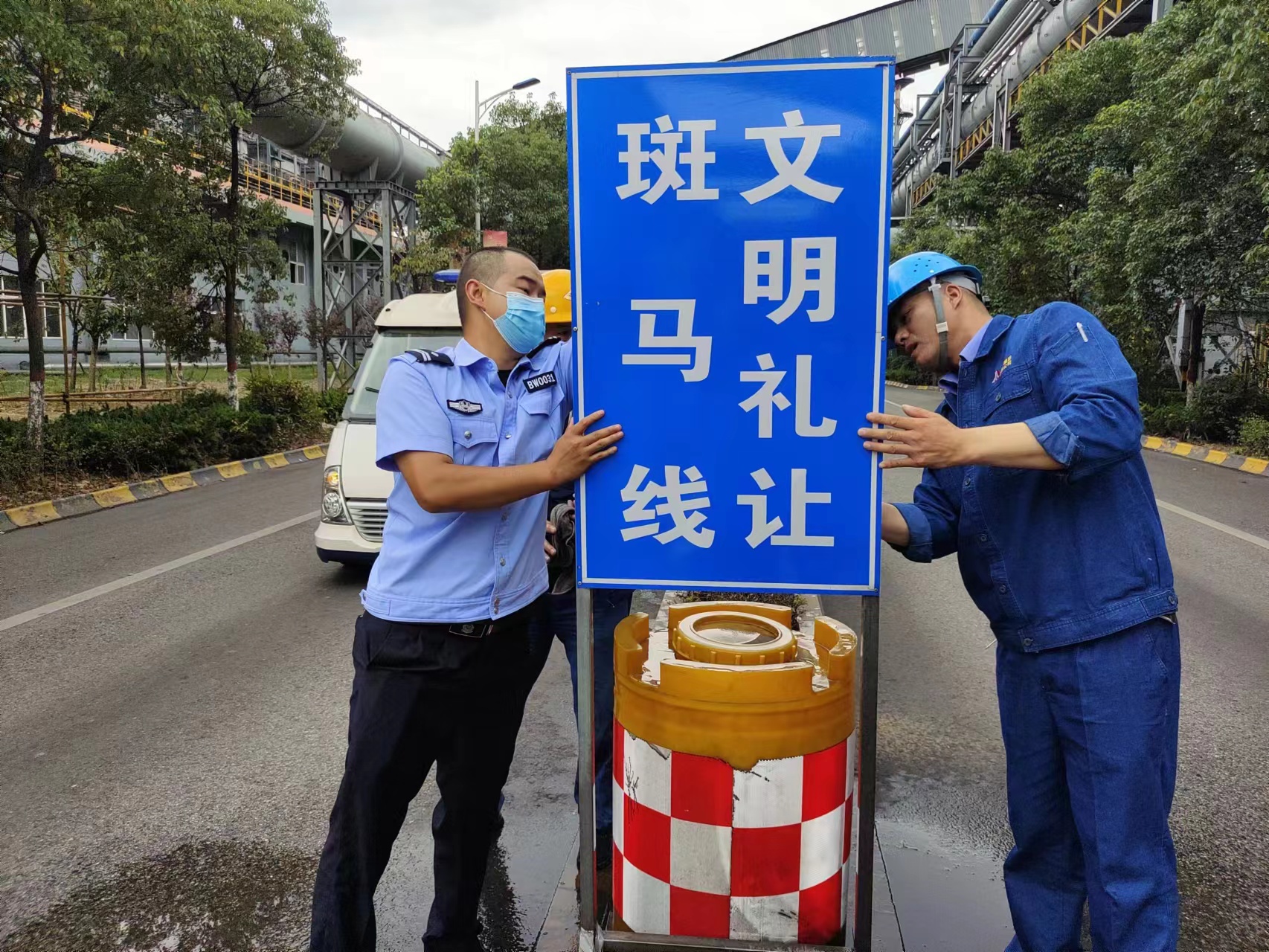 多措并舉，交通設(shè)施換新貌