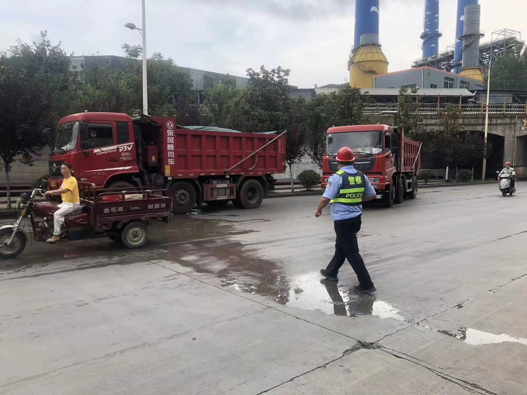 戰高溫 斗酷暑 保衛戰士無懼 “烤”驗 戰高溫 斗酷暑 保衛戰士無懼 “烤”驗