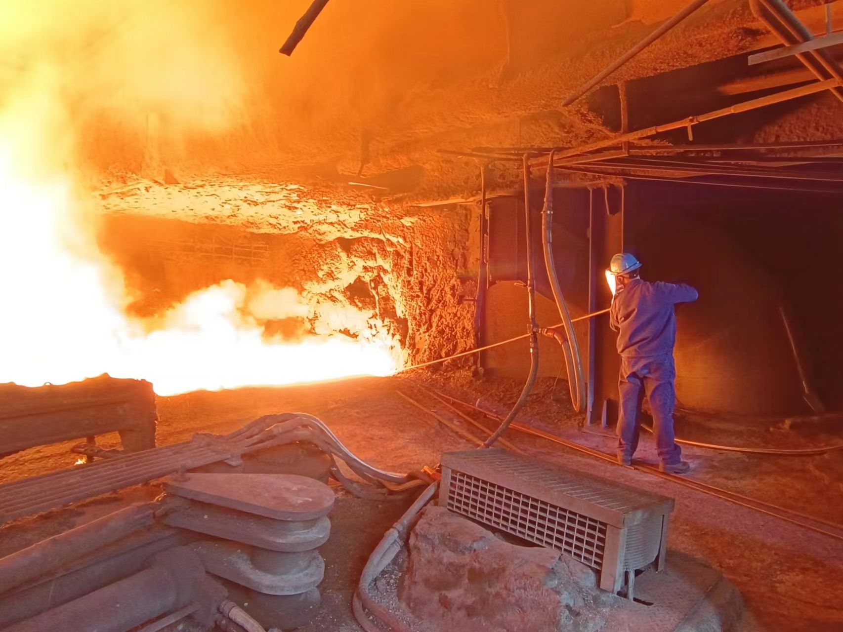 應對高溫天氣,他們爭當先鋒 應對高溫天氣,他們爭當先鋒