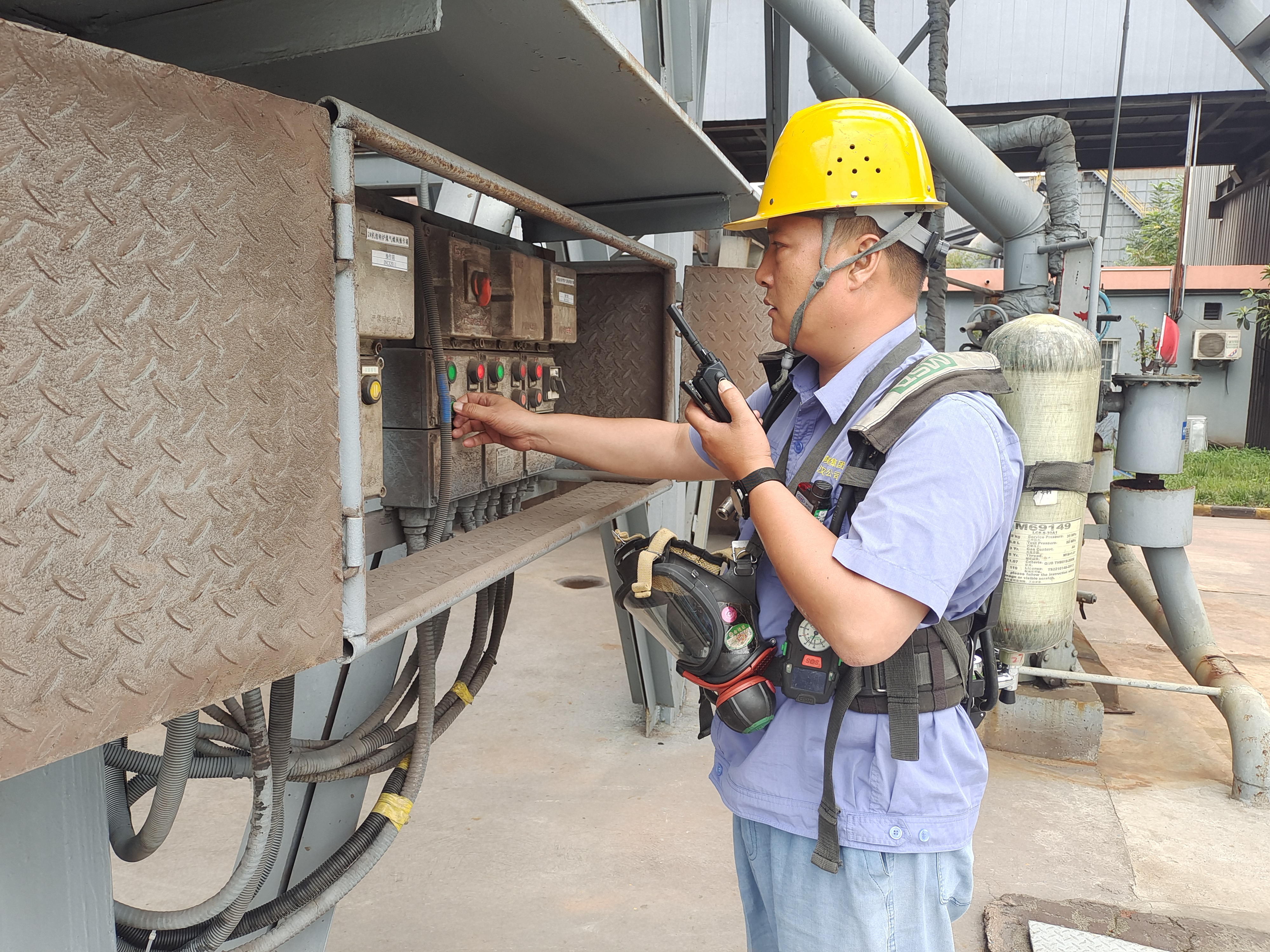 脫下軍裝,我只不過換了“戰(zhàn)場(chǎng)” 脫下軍裝,我只不過換了“戰(zhàn)場(chǎng)”