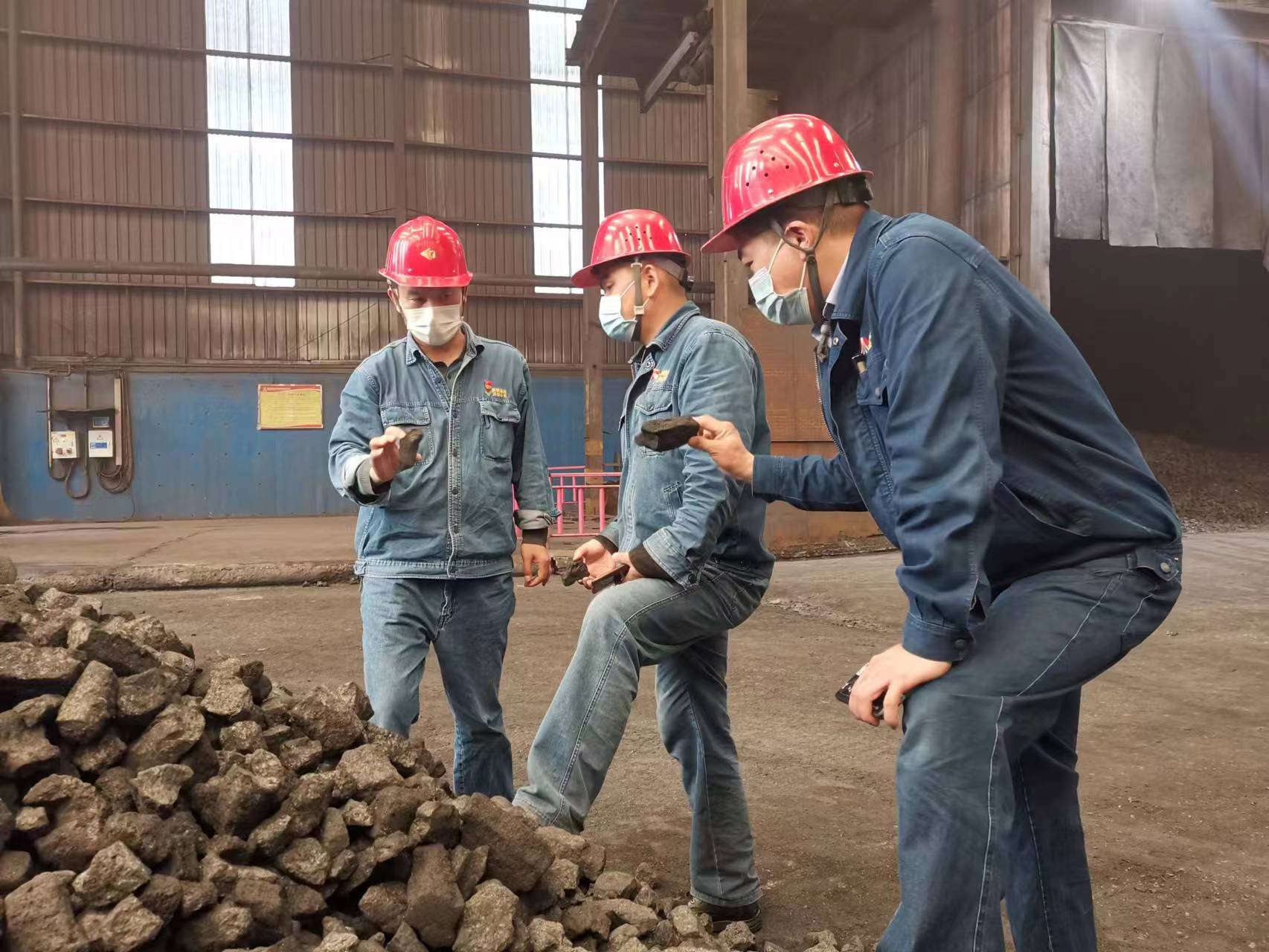 鐵前戰線上的藍領“指揮官”